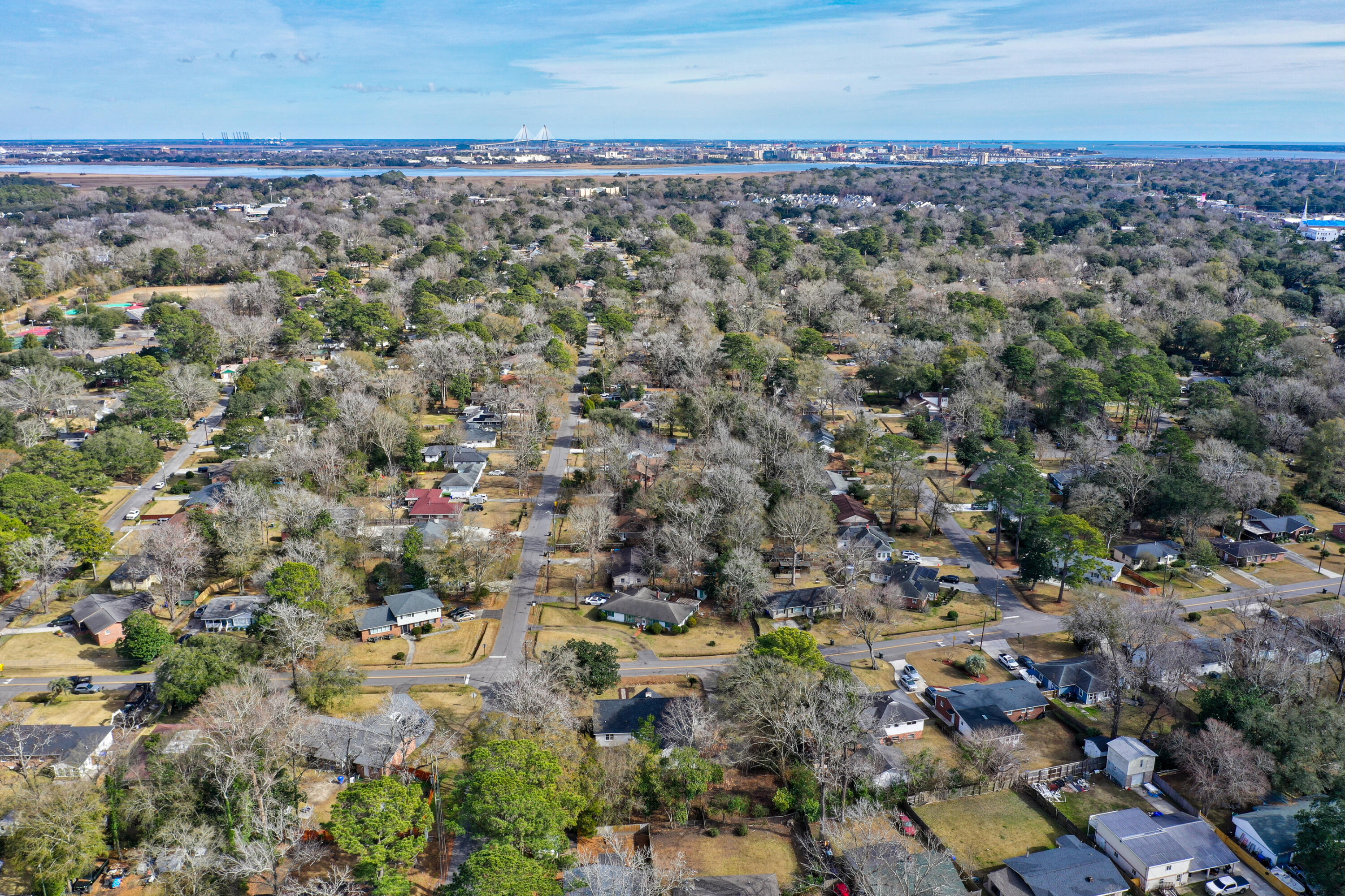 663 Wantoot Boulevard