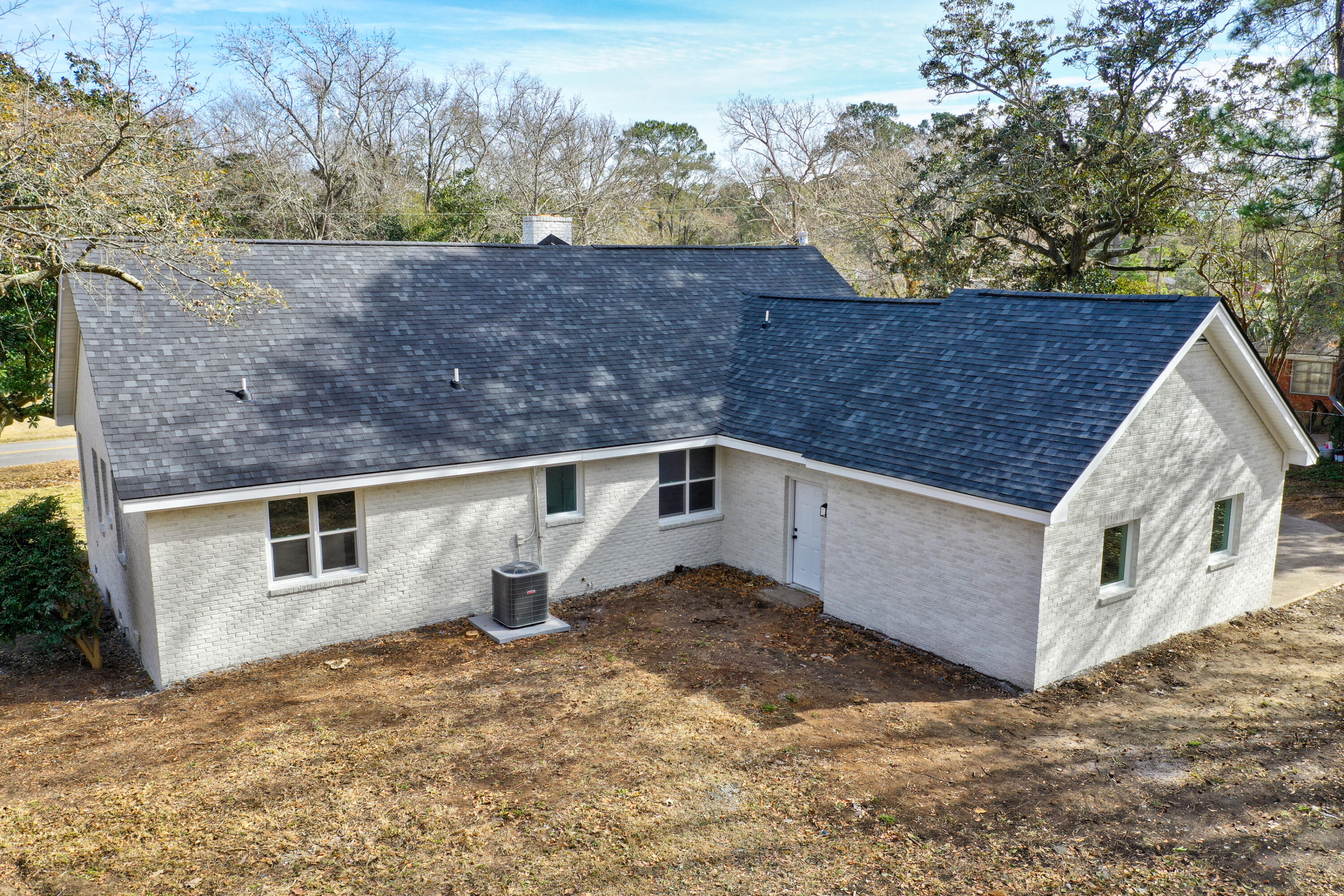 663 Wantoot Boulevard