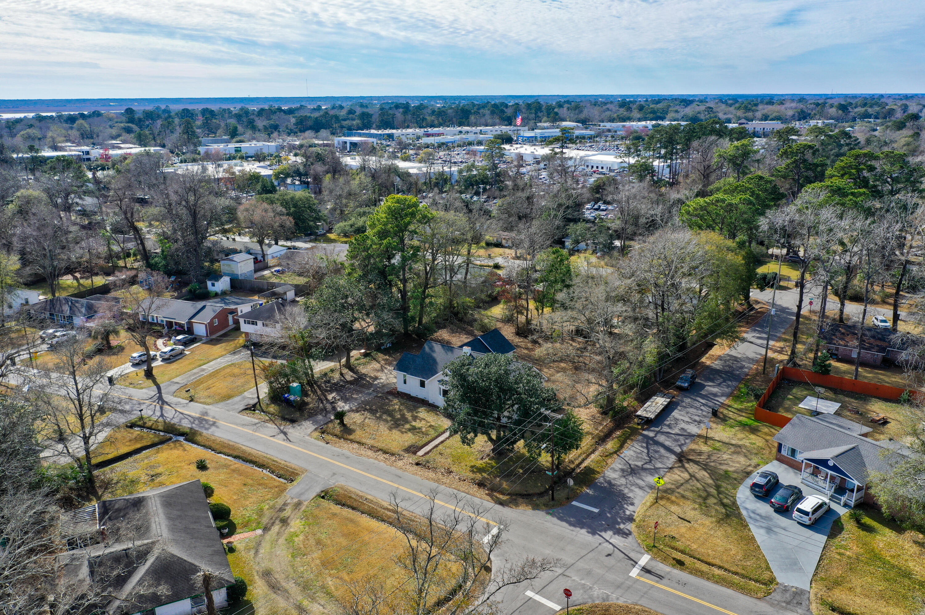 663 Wantoot Boulevard