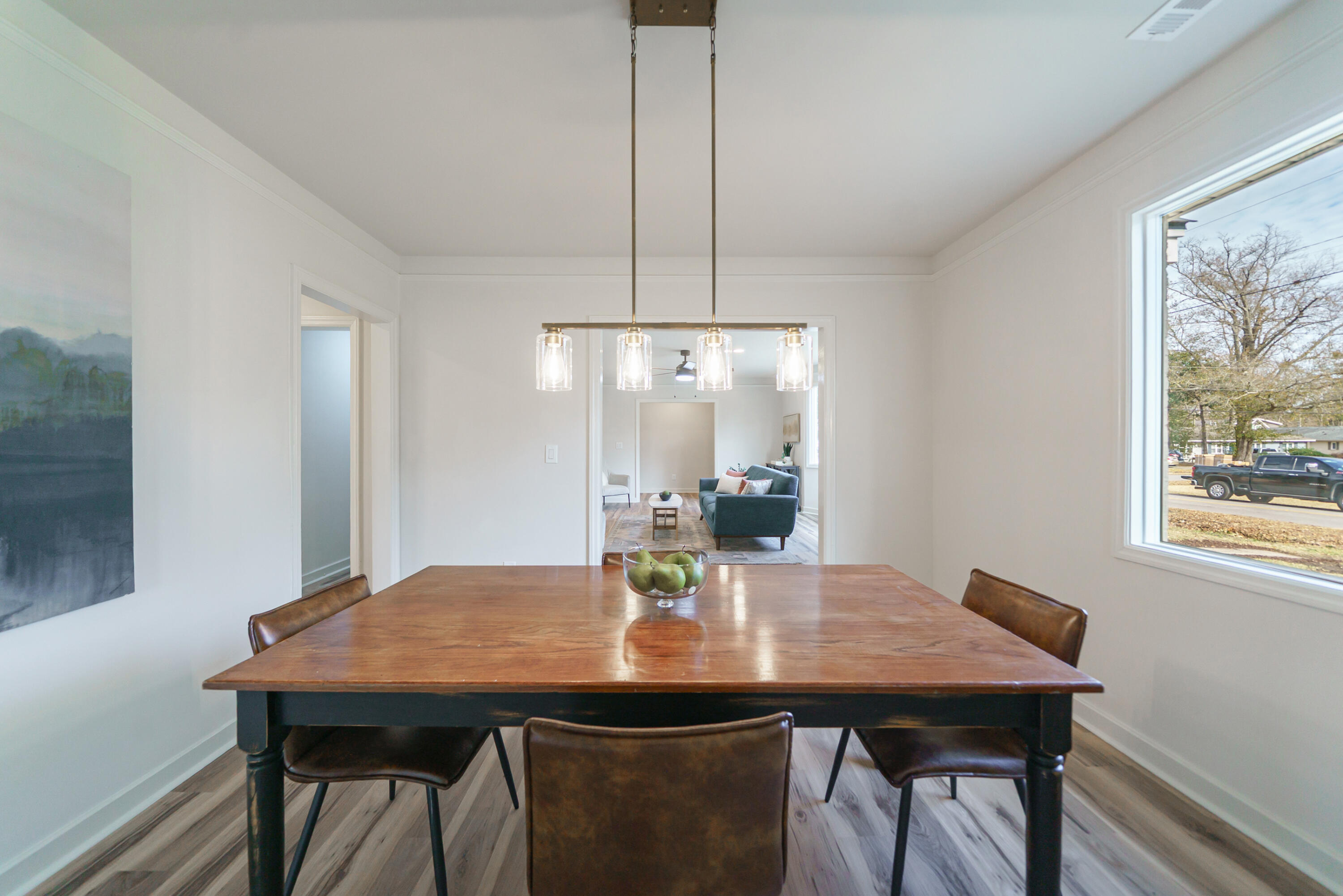 663 Wantoot Boulevard