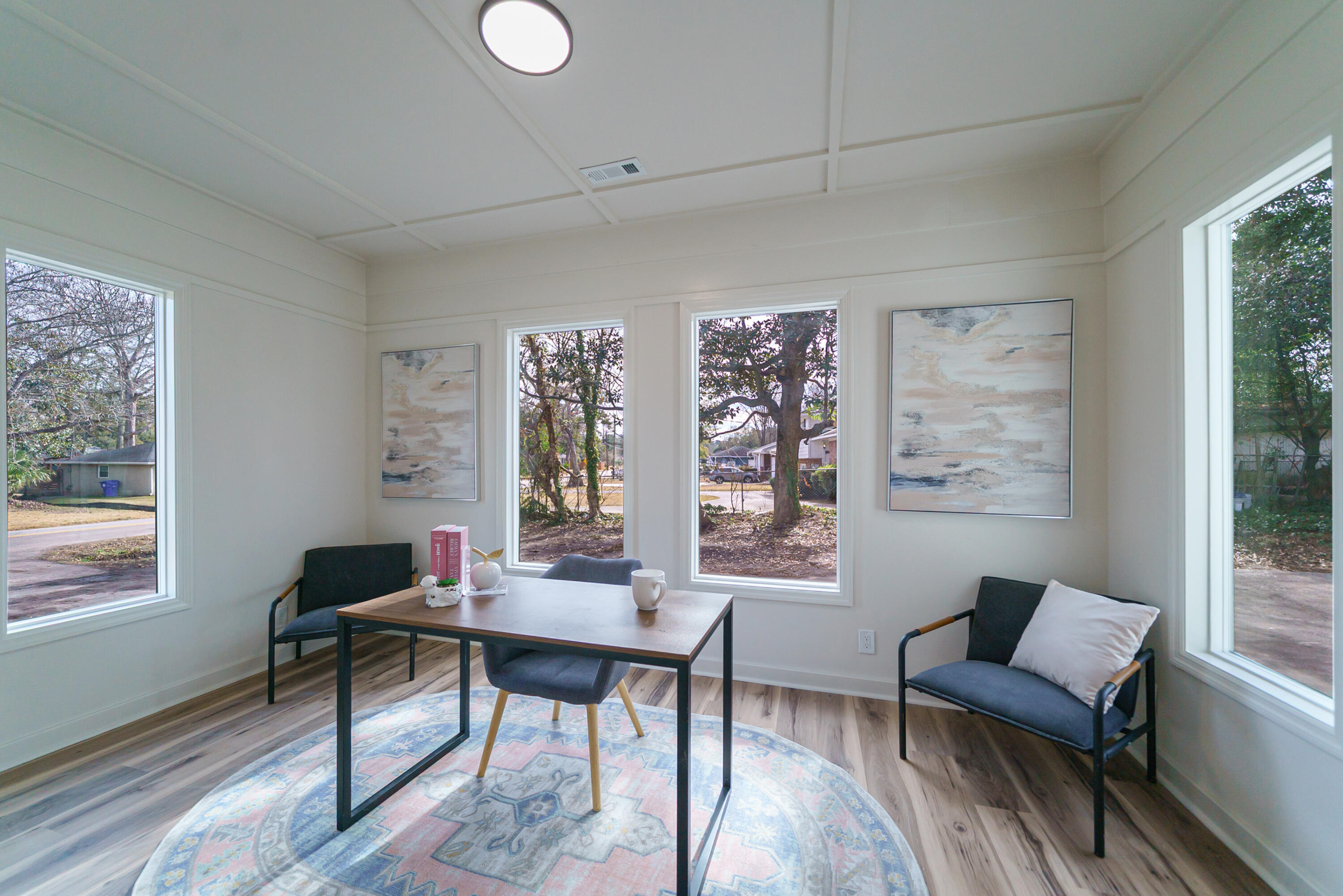 663 Wantoot Boulevard