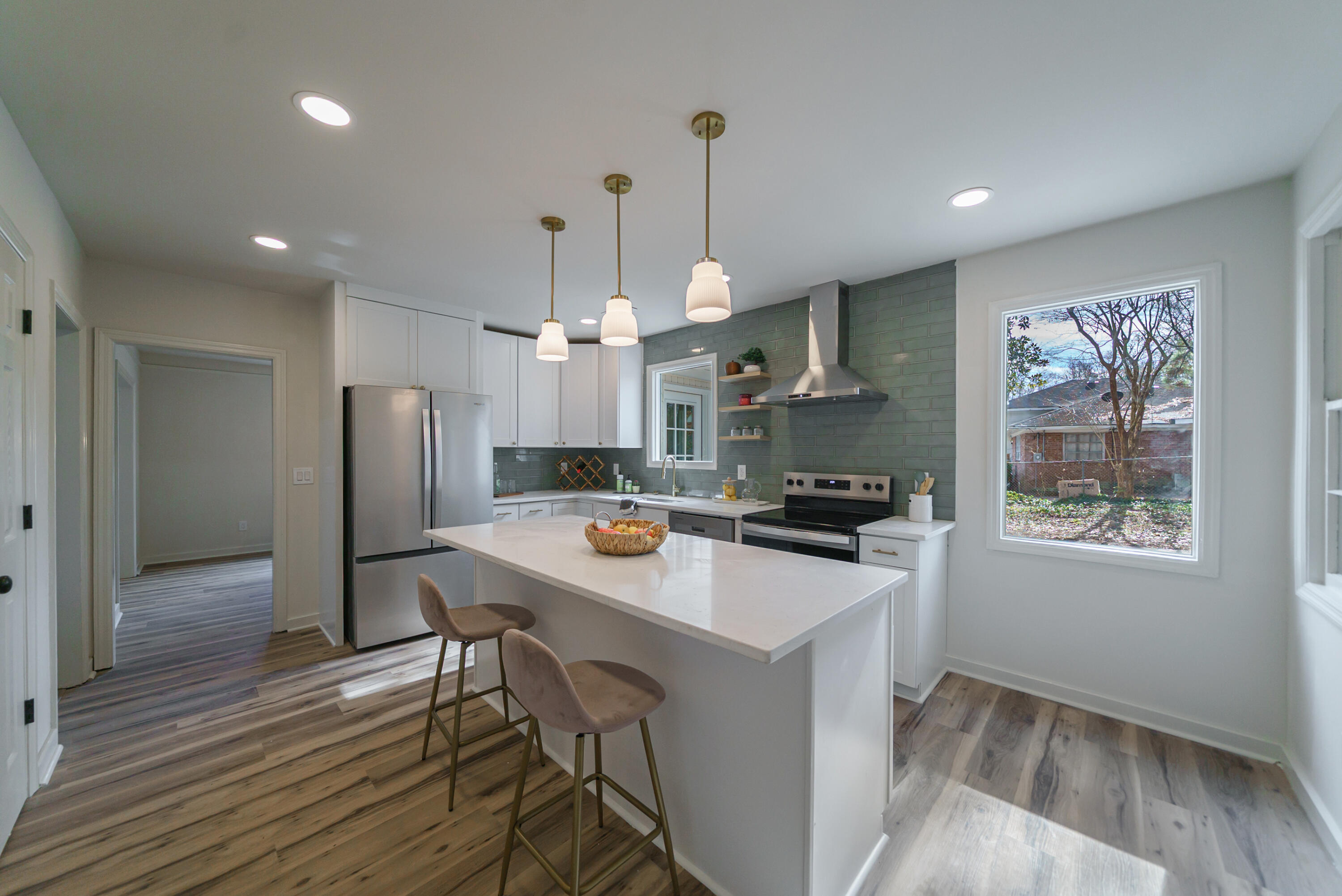 663 Wantoot Boulevard