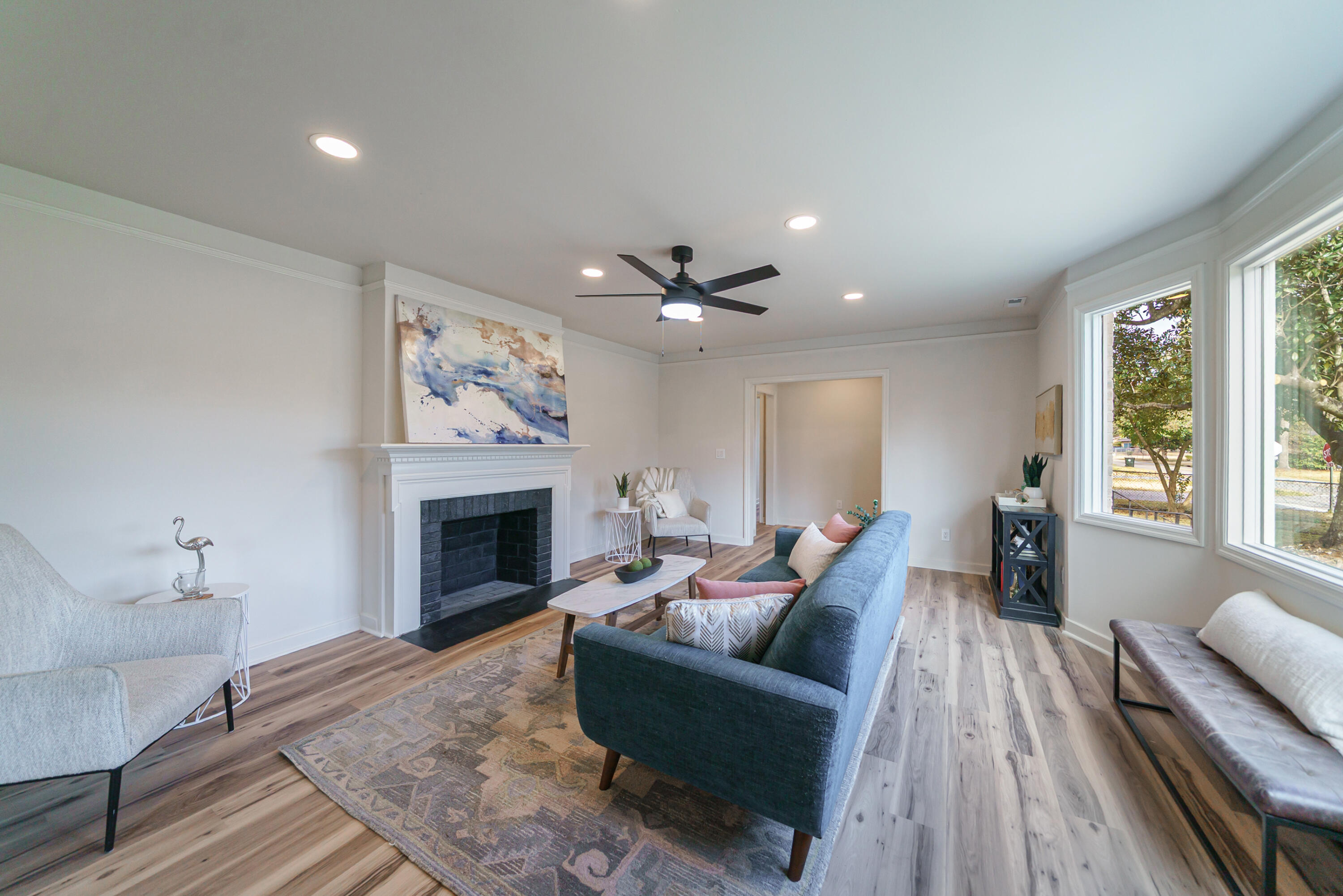 663 Wantoot Boulevard