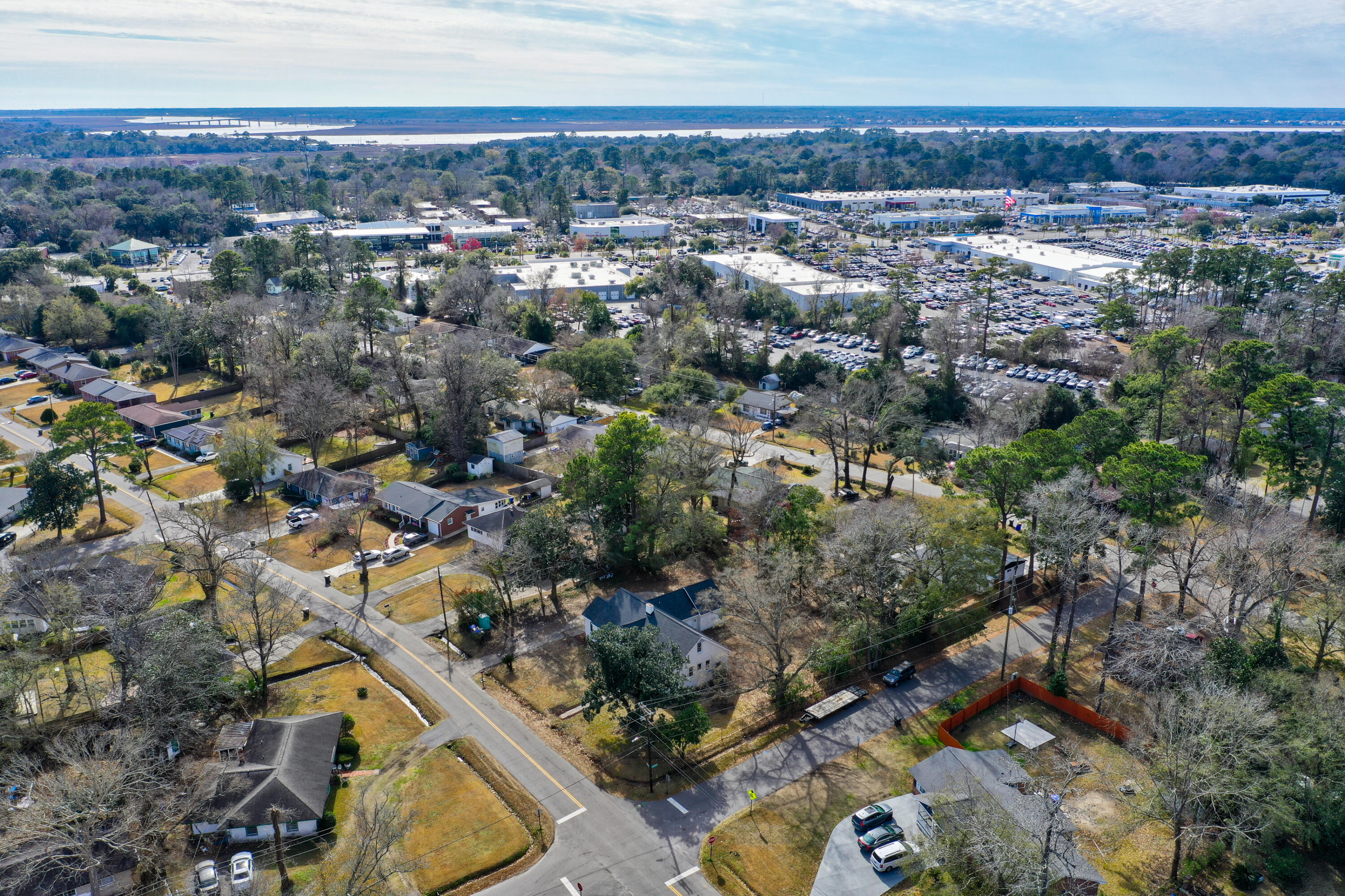 663 Wantoot Boulevard