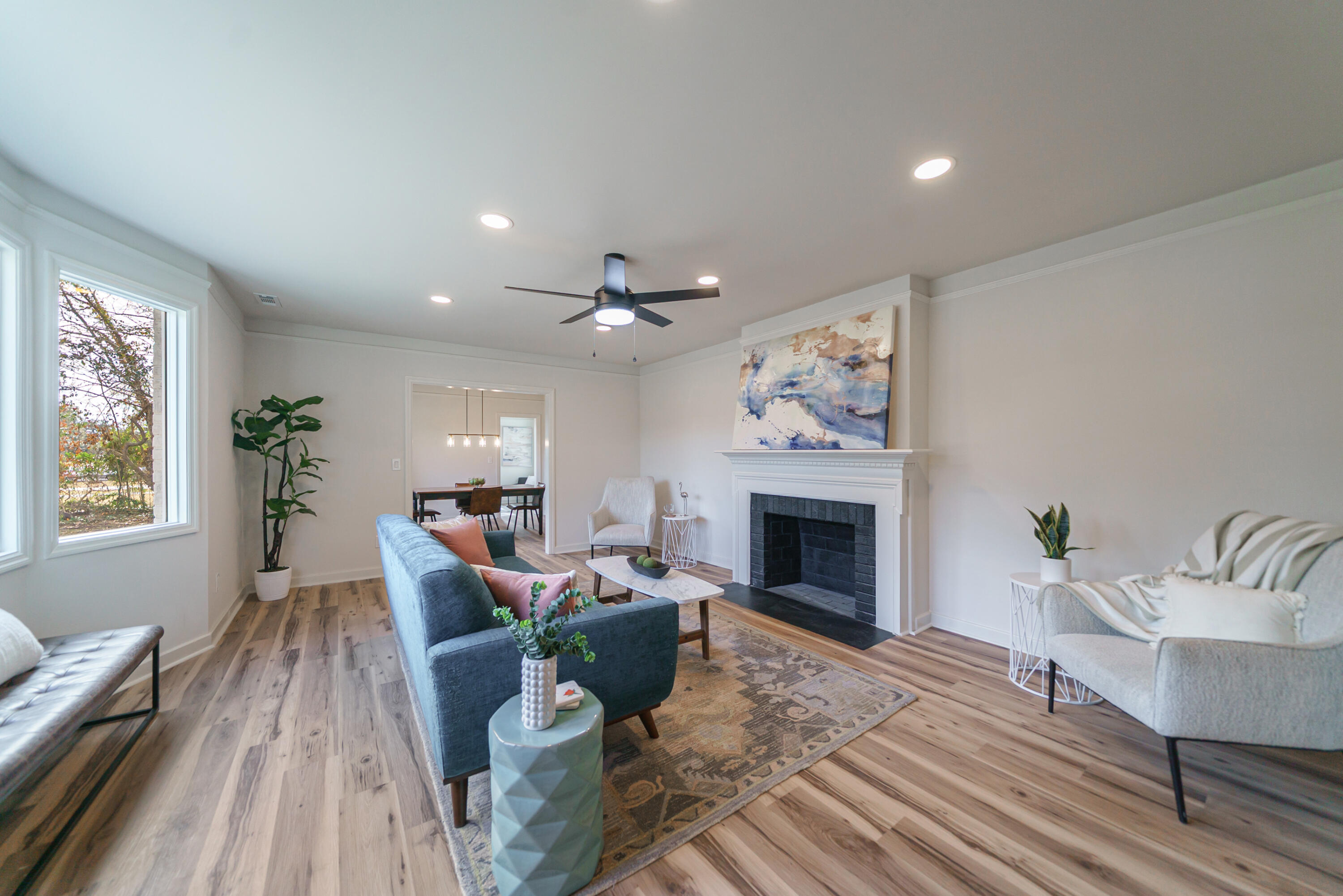 663 Wantoot Boulevard