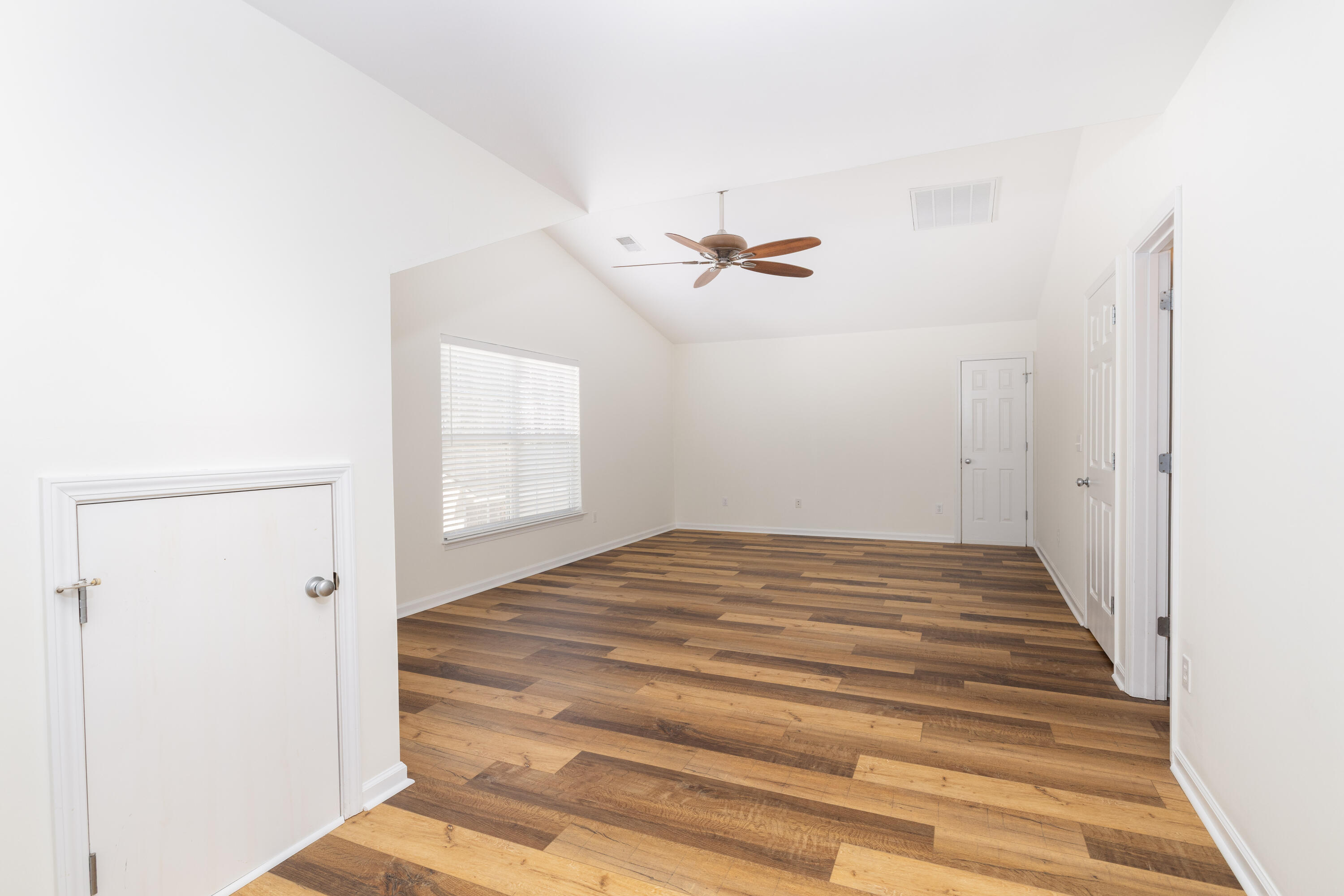 7552 Hawks Circle