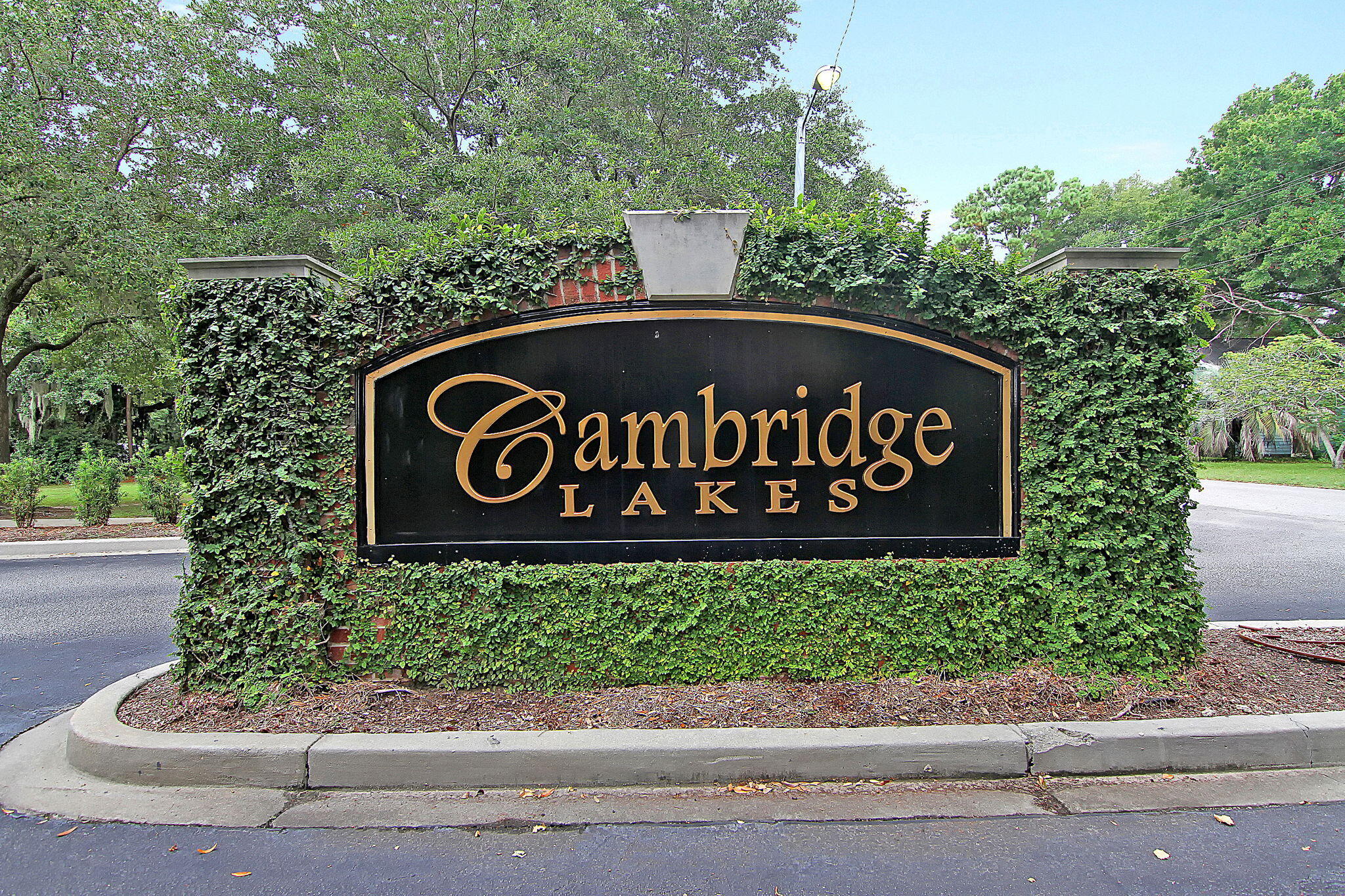 1575 Cambridge Lakes Drive Unit 104e