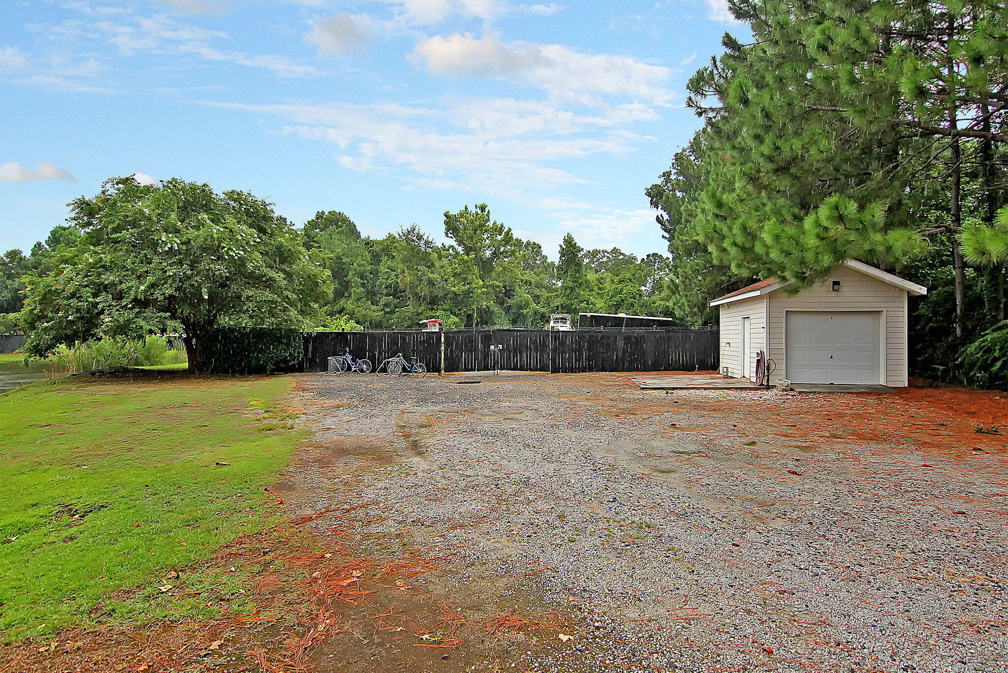 1575 Cambridge Lakes Drive Unit 104e