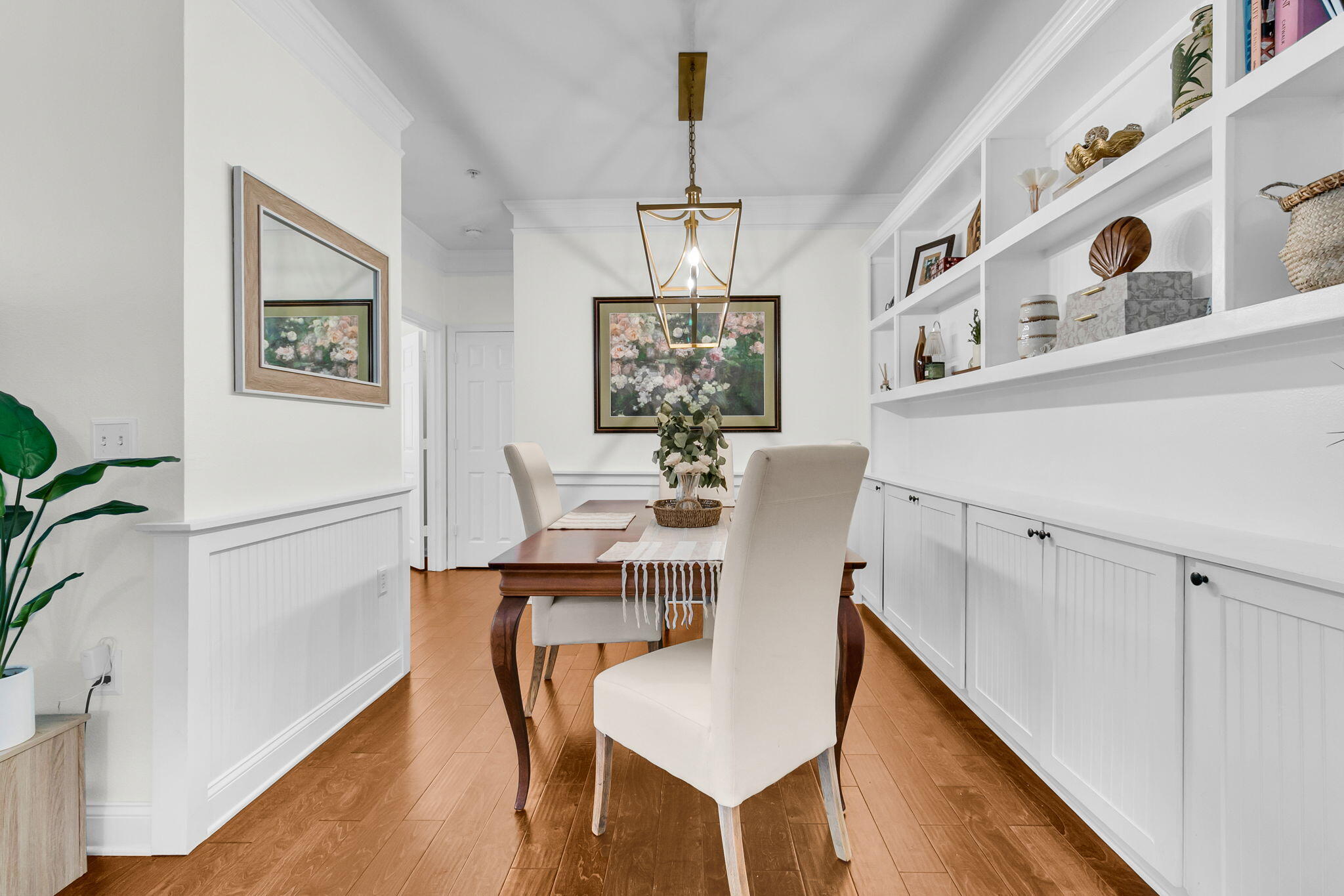 1575 Cambridge Lakes Drive Unit 104e