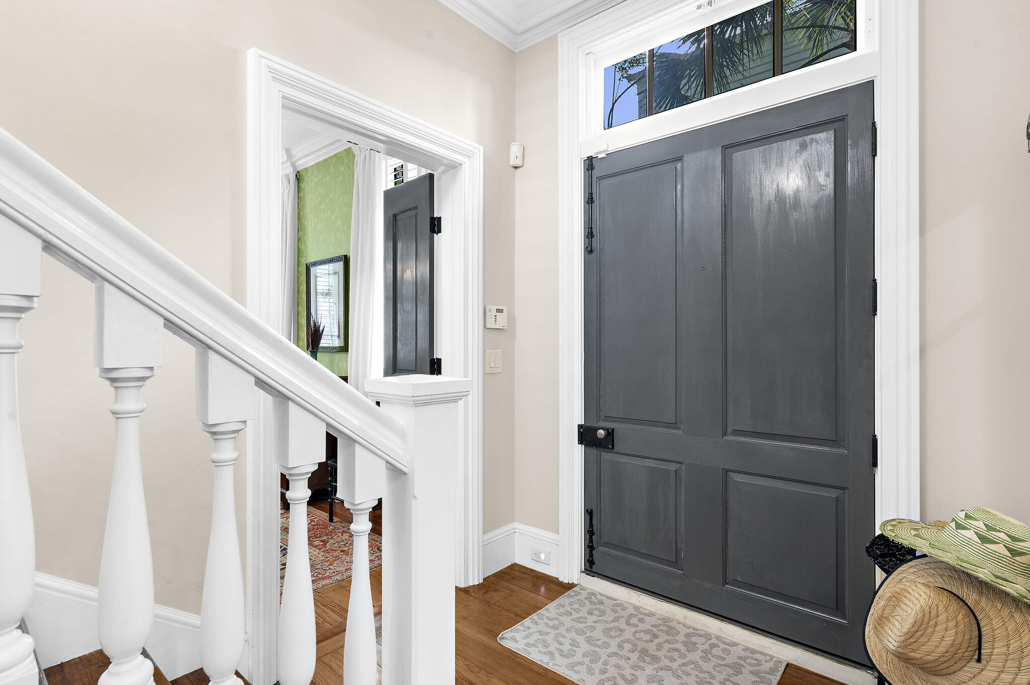 127 Ionsborough Street