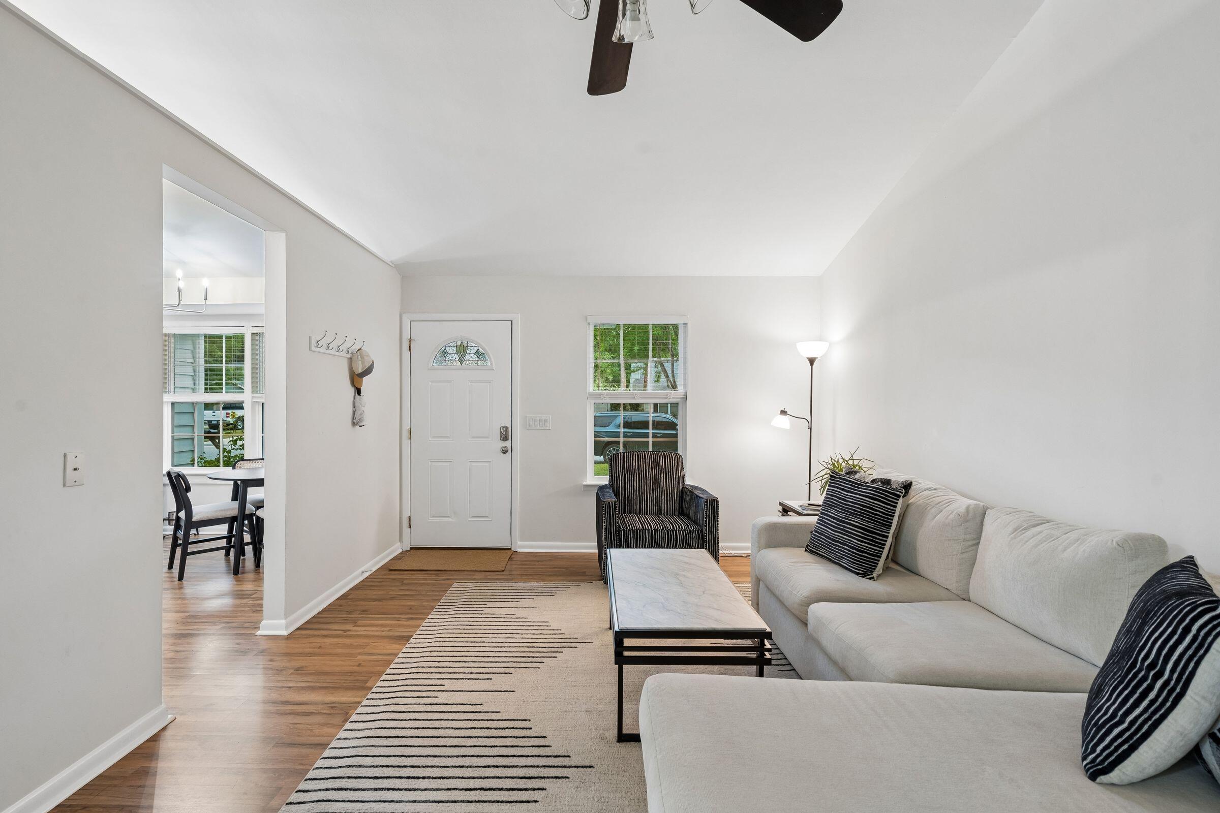 1036 Oakcrest Drive