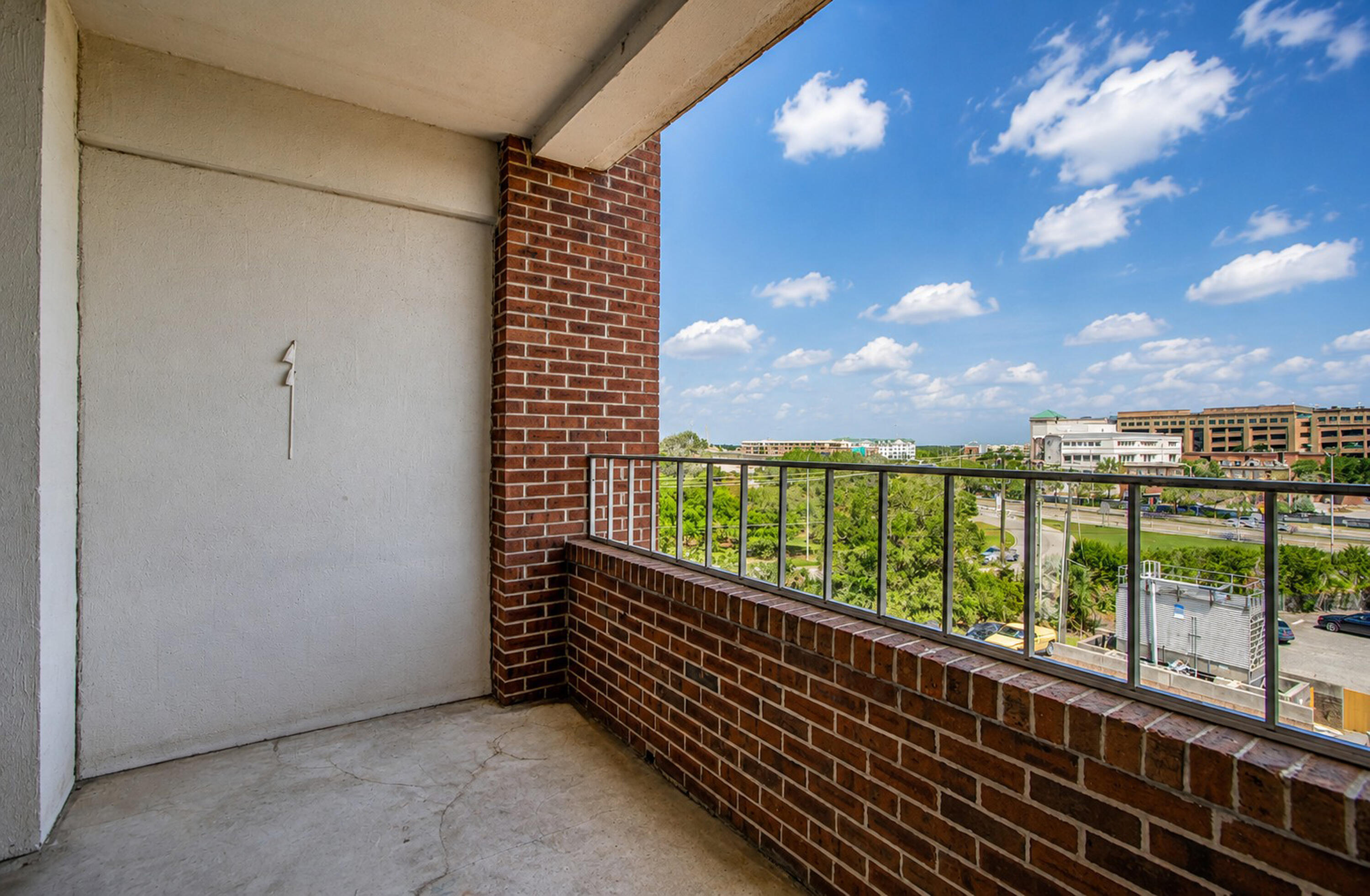 14 Lockwood Drive Apt 3i