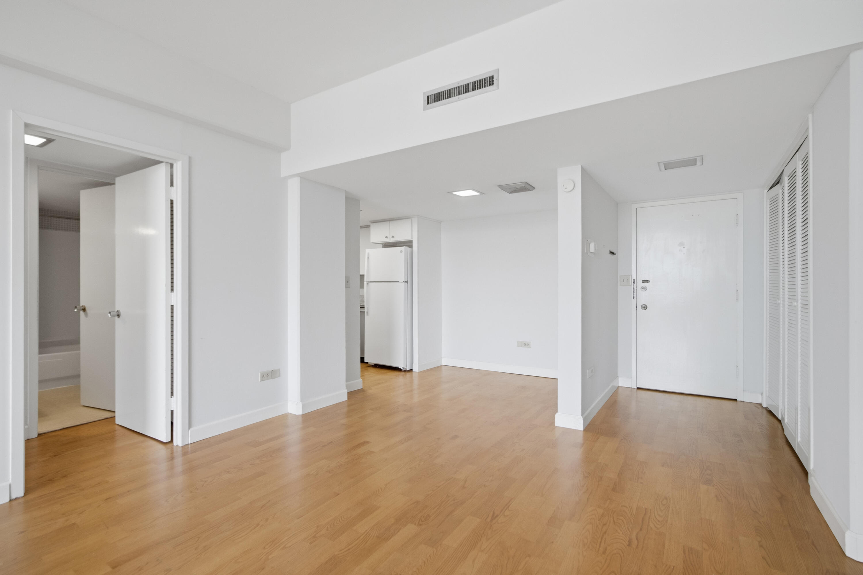 14 Lockwood Drive Apt 3i