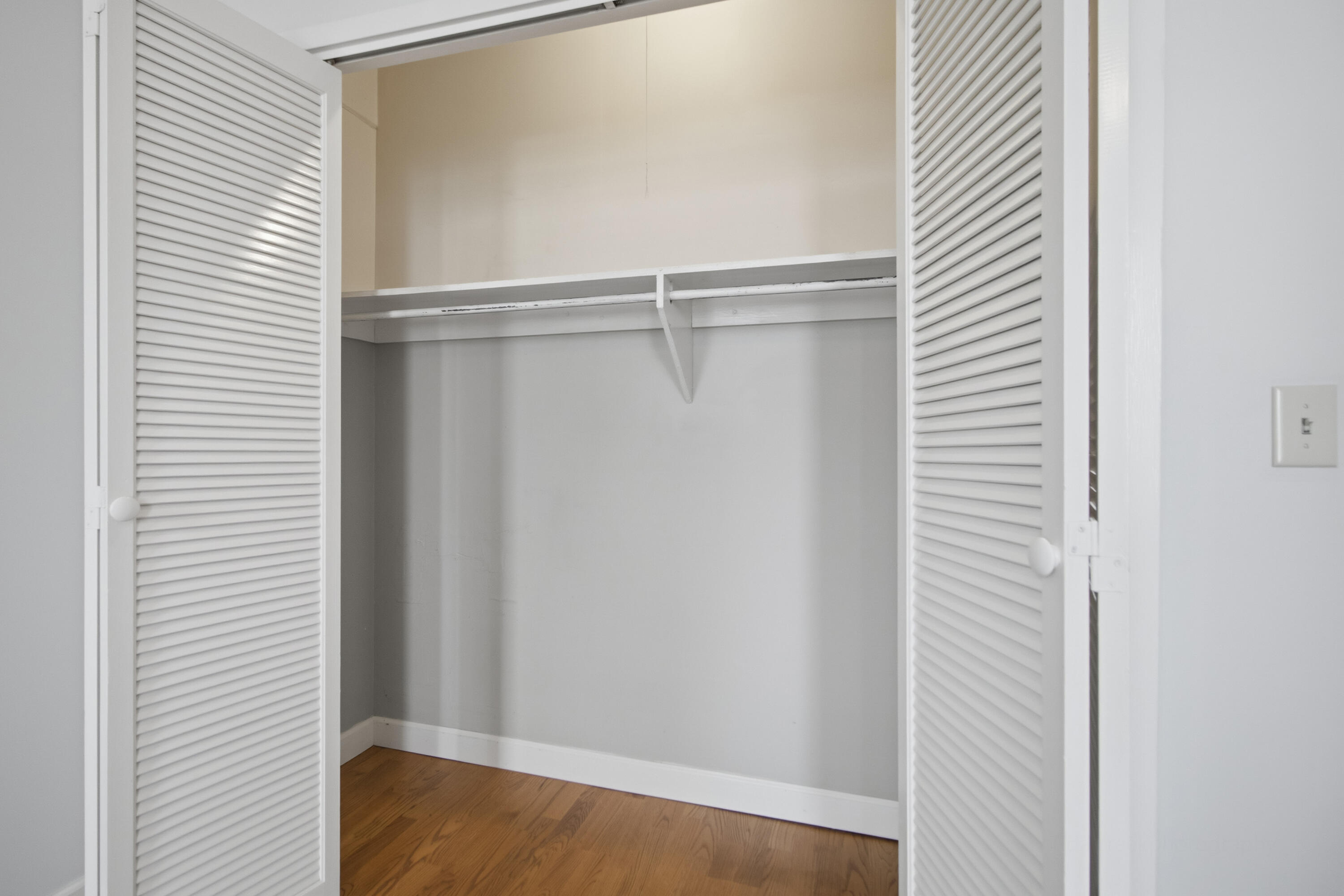 14 Lockwood Drive Apt 3i