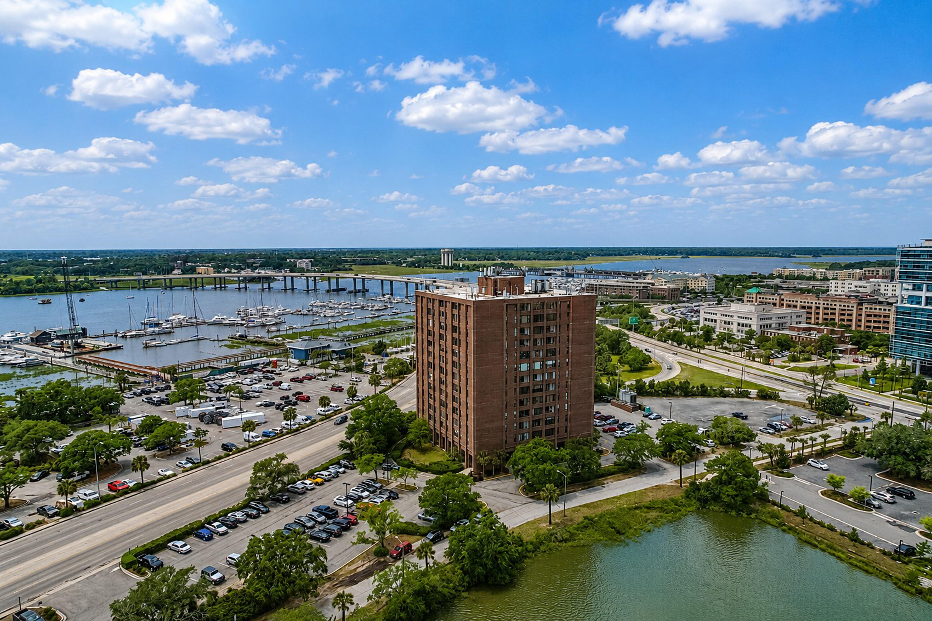 14 Lockwood Drive Apt 3i