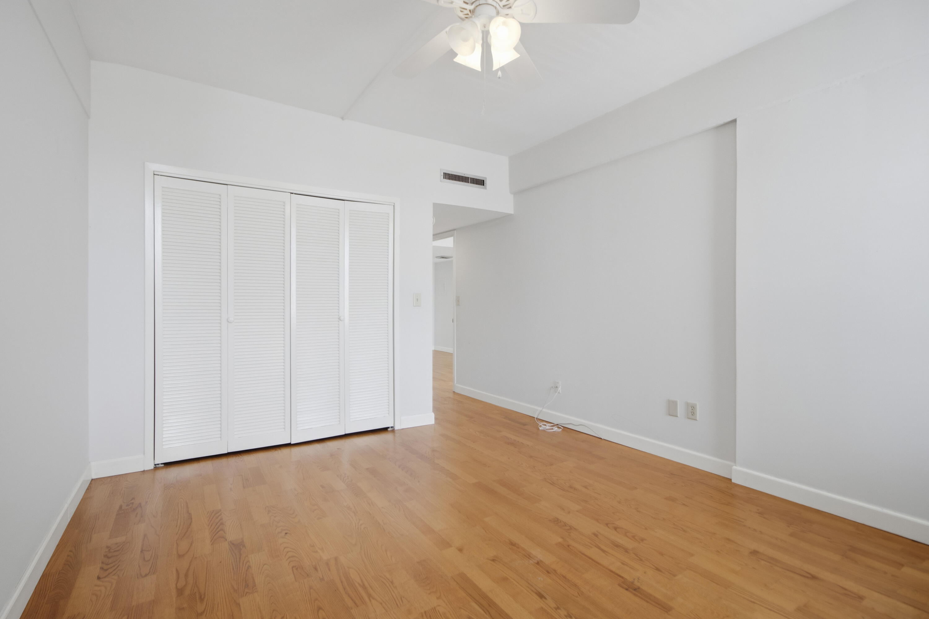 14 Lockwood Drive Apt 3i