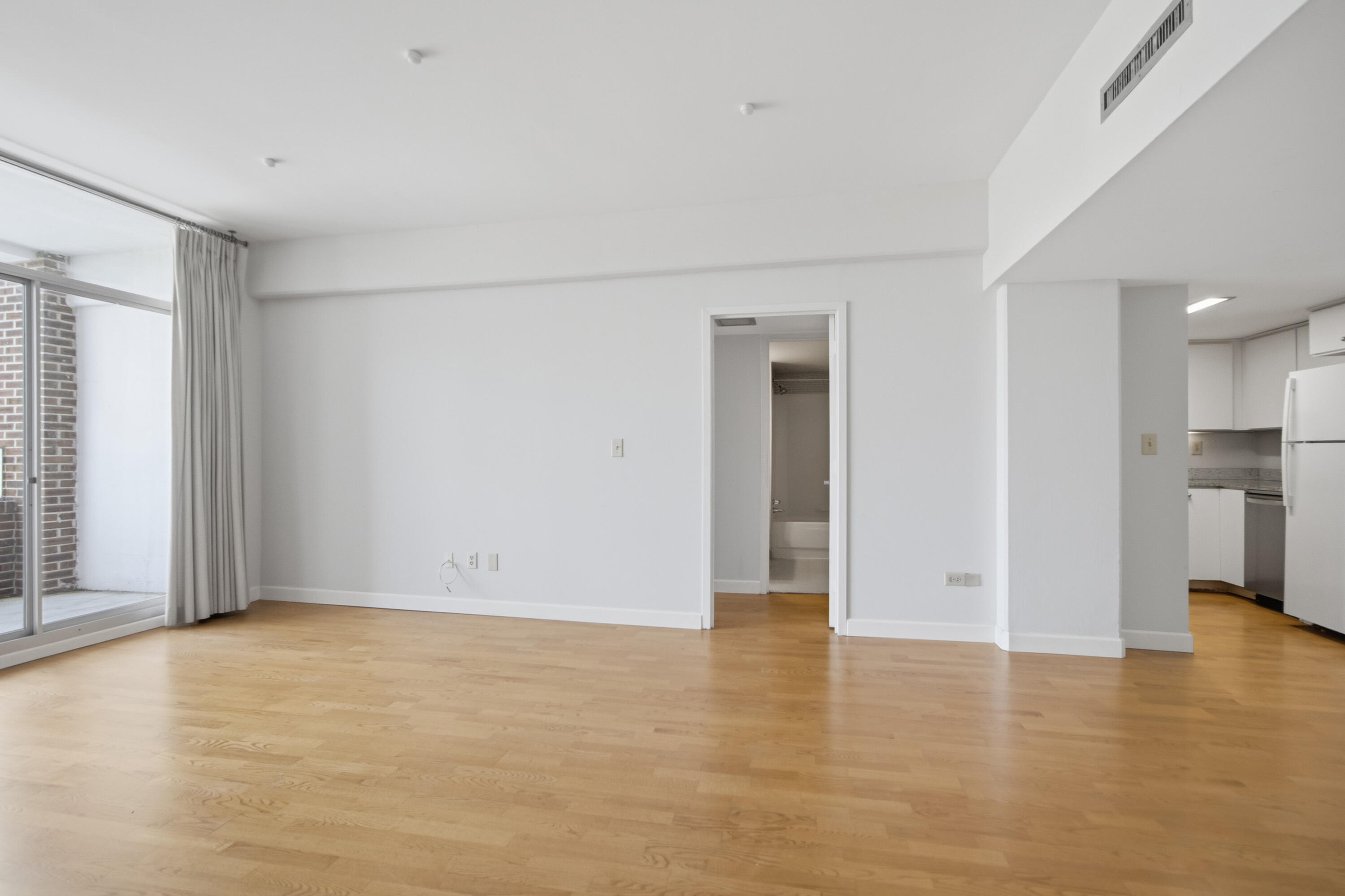 14 Lockwood Drive Apt 3i