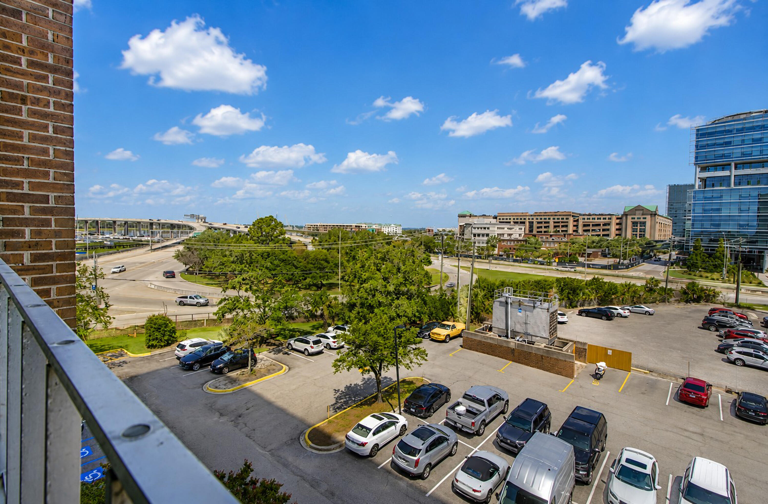 14 Lockwood Drive Apt 3i