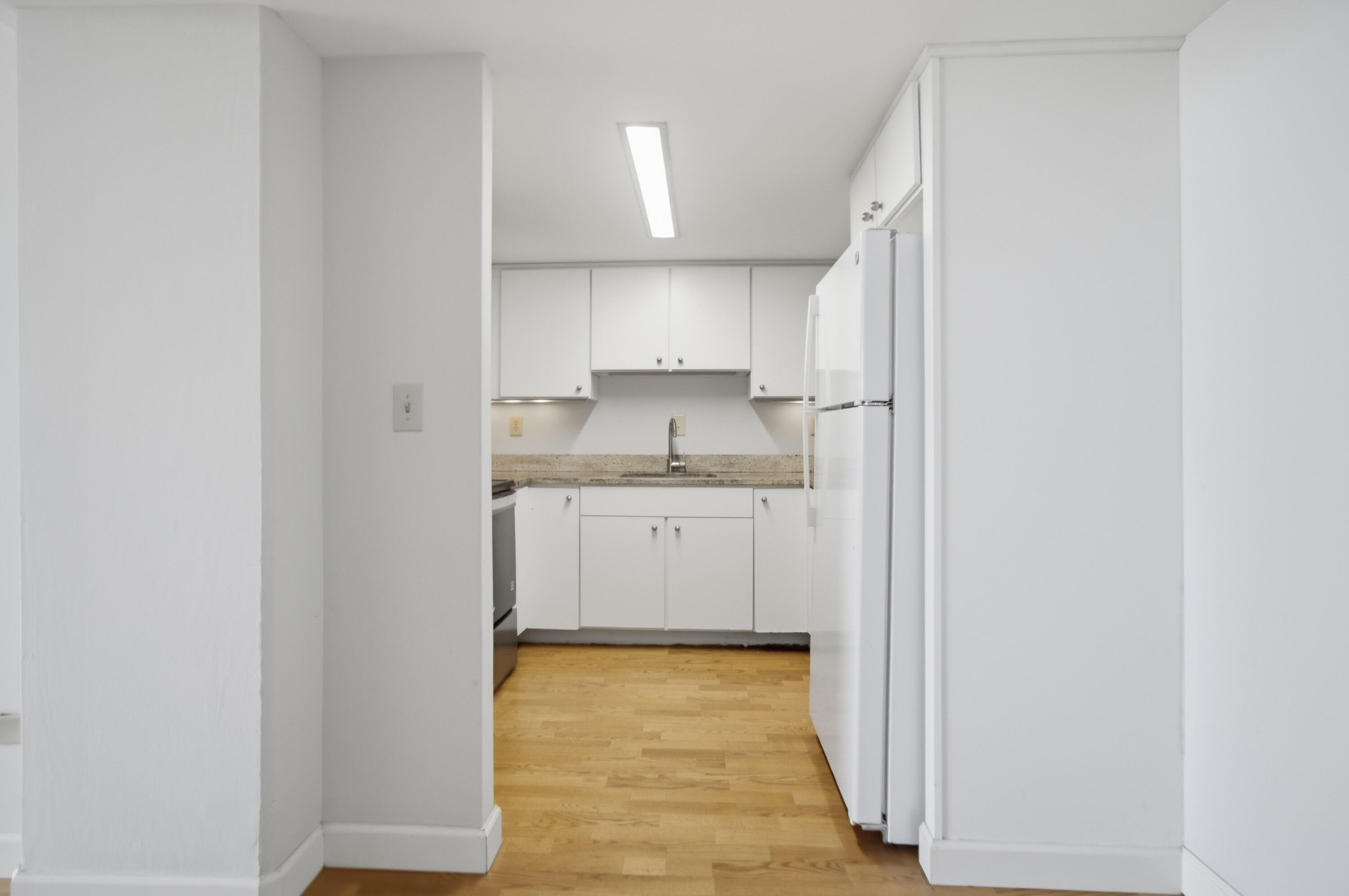 14 Lockwood Drive Apt 3i