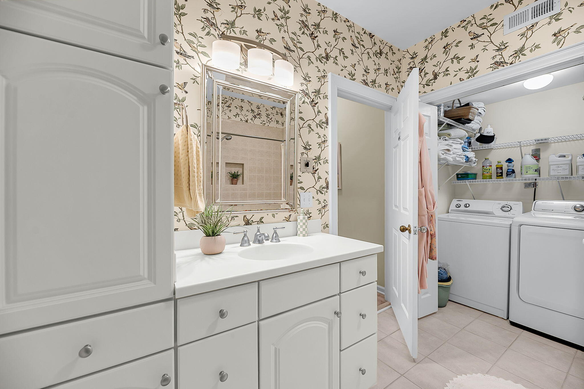 1551 Ben Sawyer Boulevard Unit 5g
