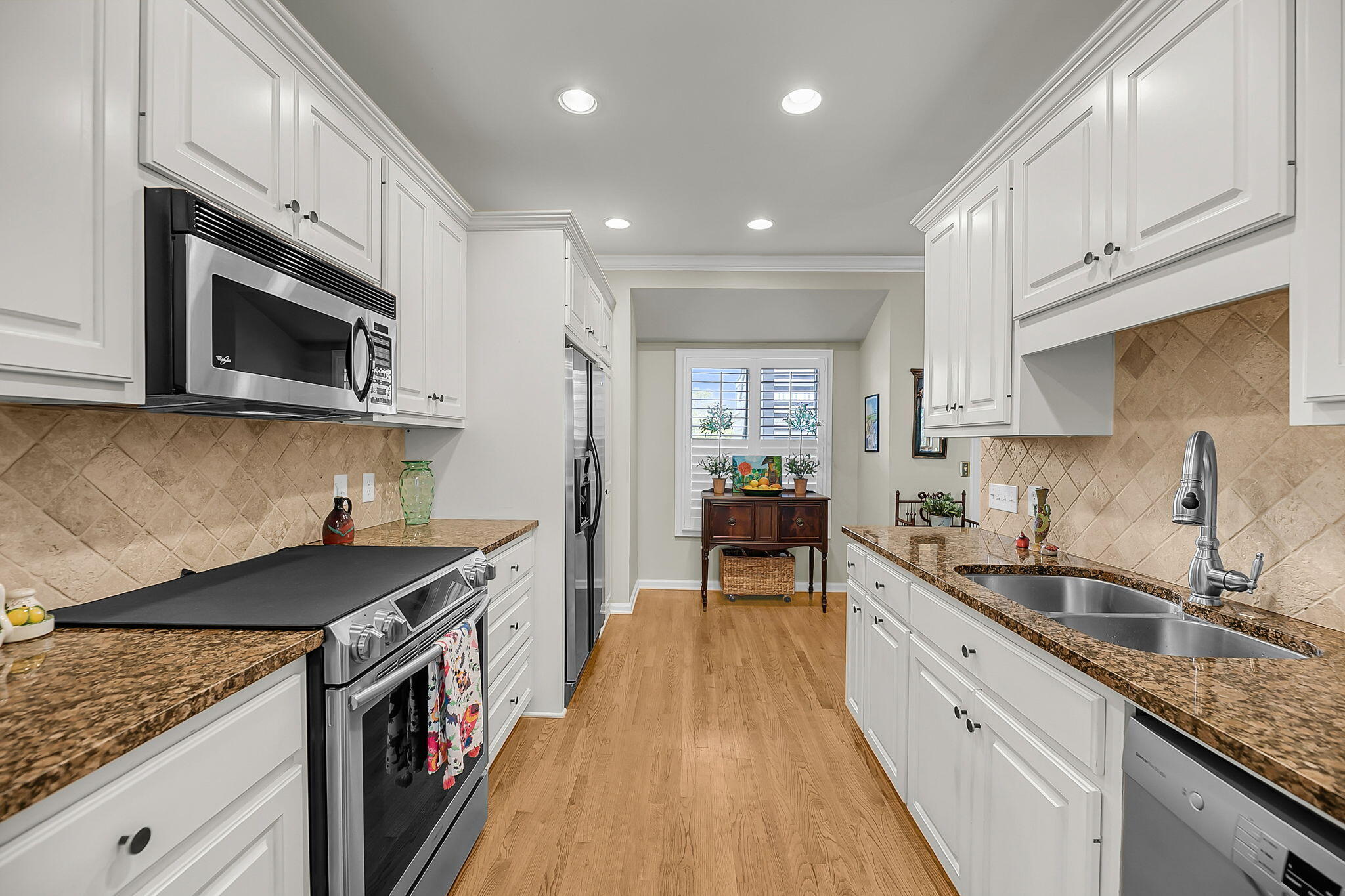 1551 Ben Sawyer Boulevard Unit 5g