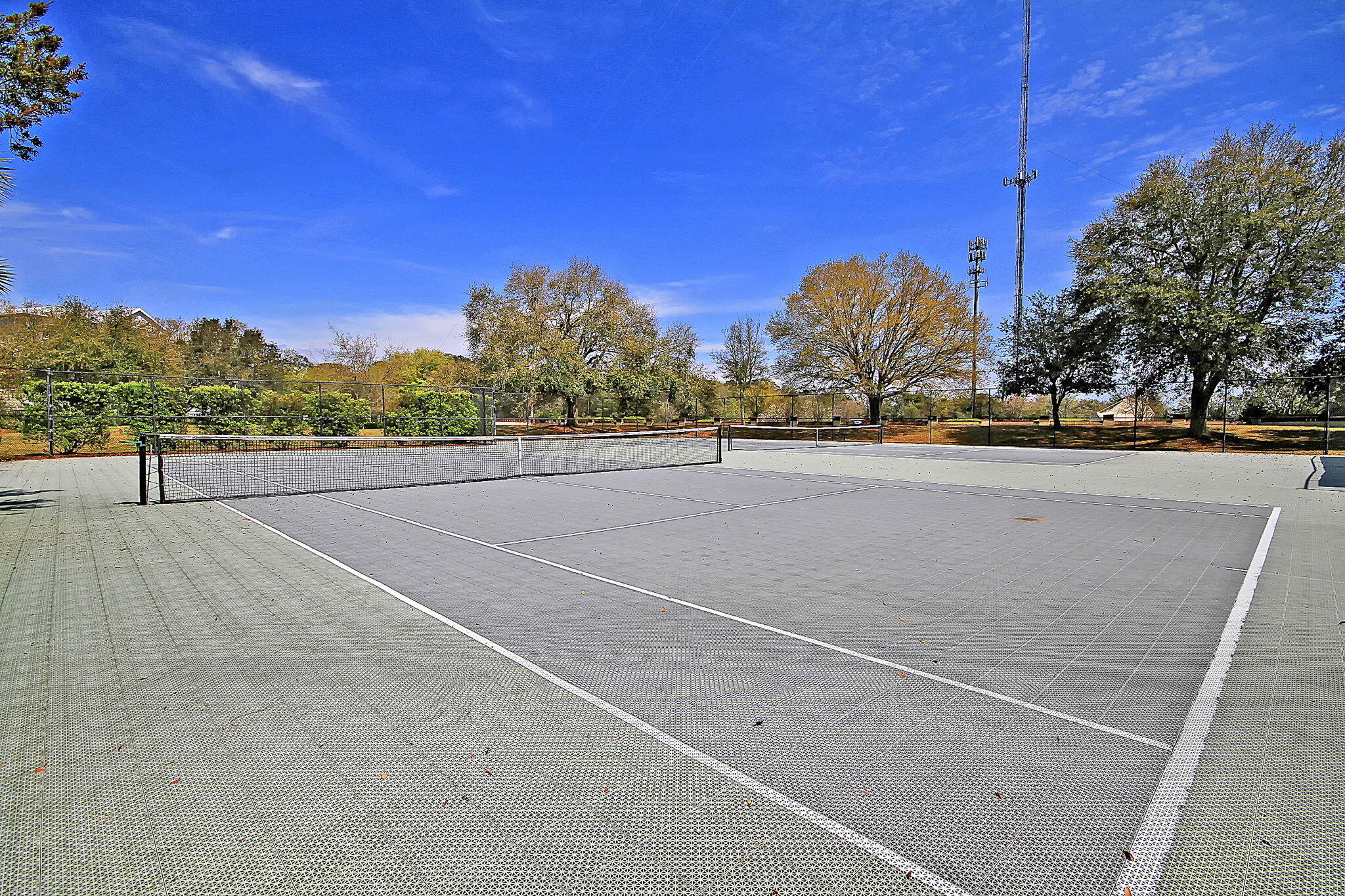 1551 Ben Sawyer Boulevard Unit 5g