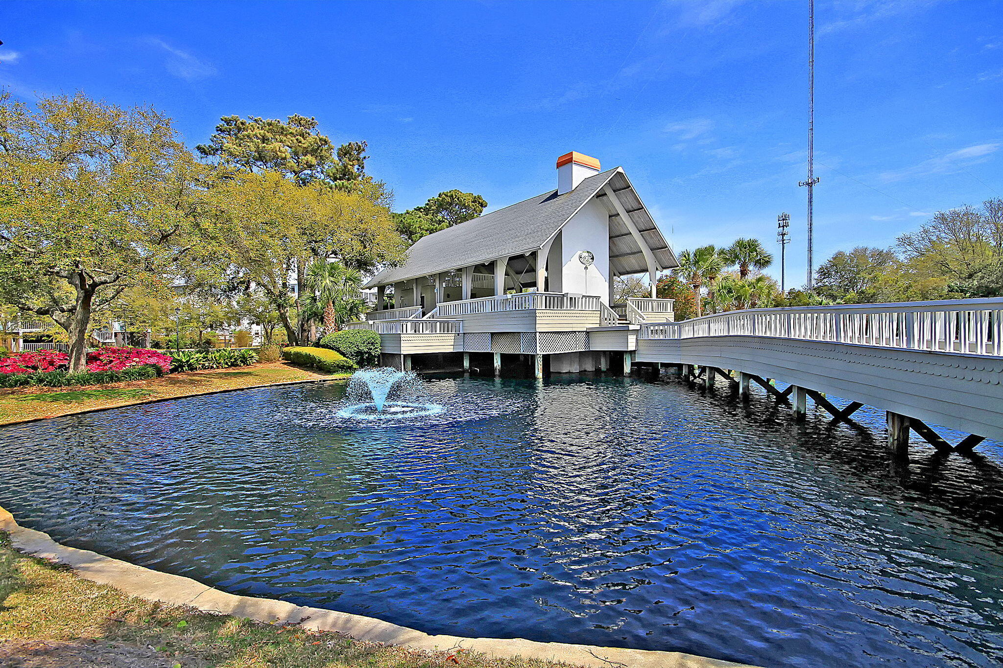 1551 Ben Sawyer Boulevard Unit 5g