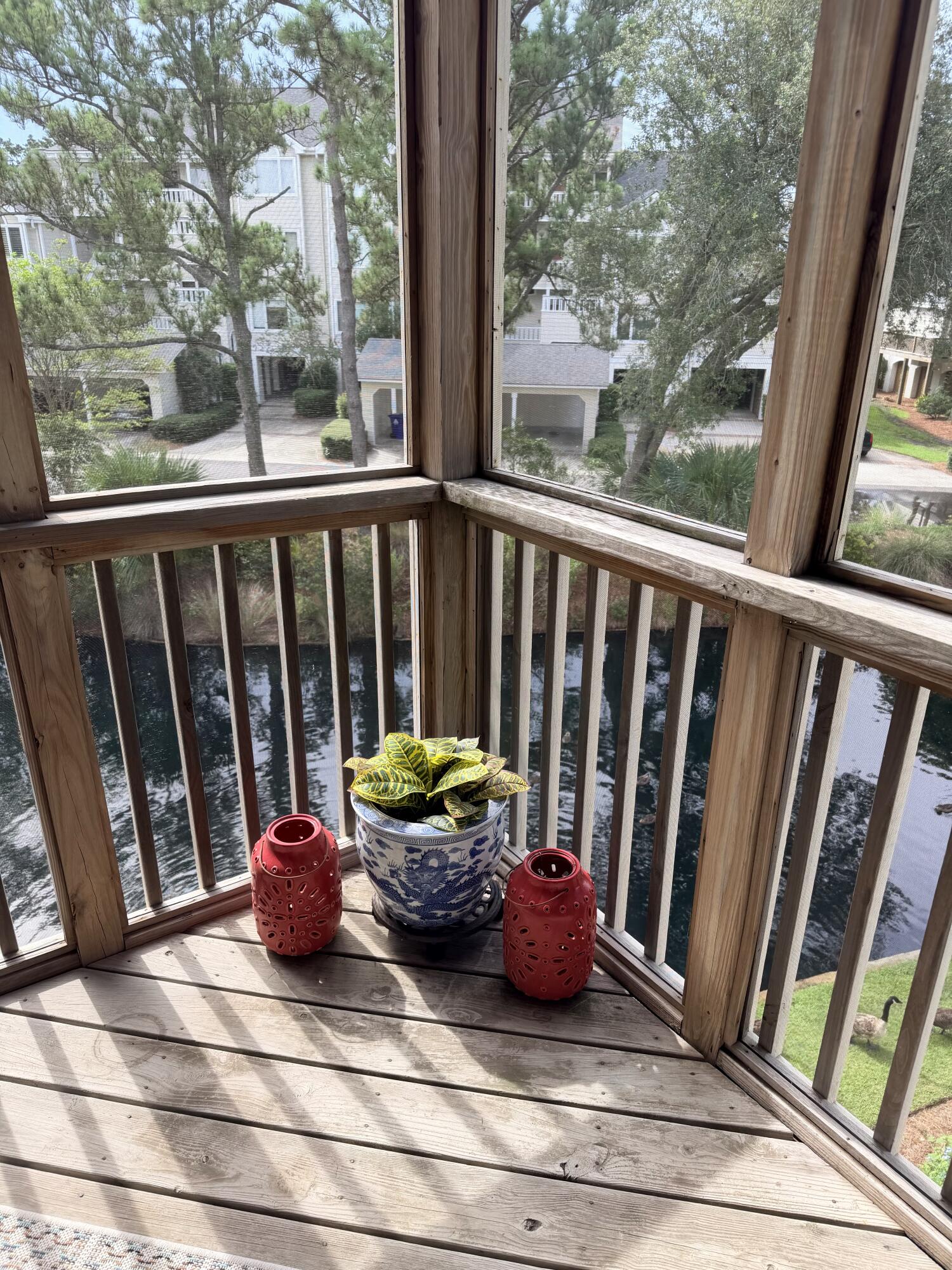 1551 Ben Sawyer Boulevard Unit 5g