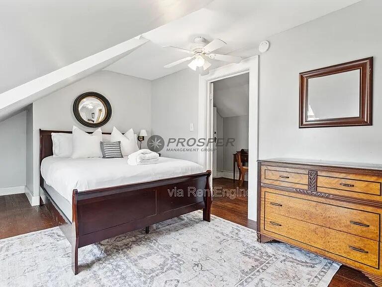 72 1/2 King Street