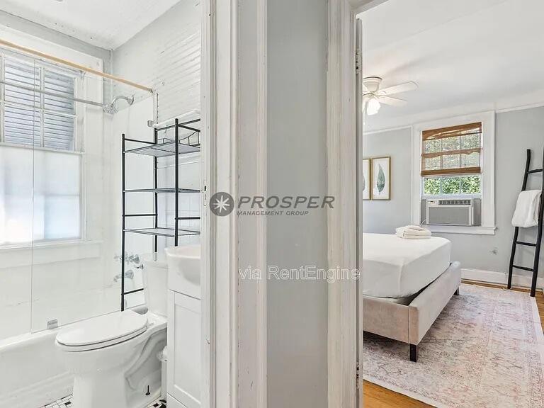 72 1/2 King Street