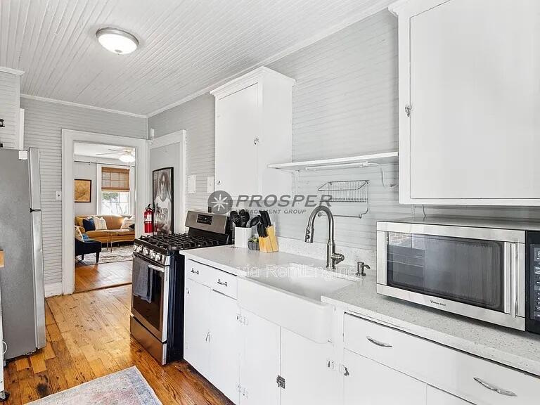 72 1/2 King Street
