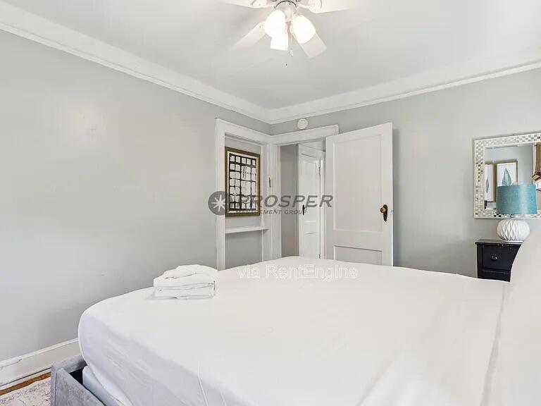 72 1/2 King Street