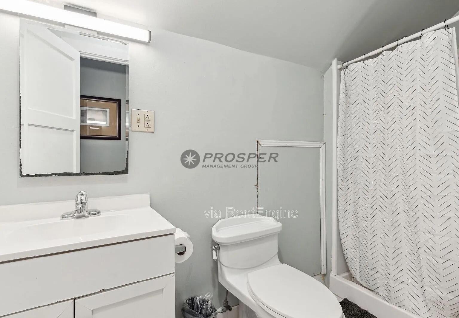 72 1/2 King Street