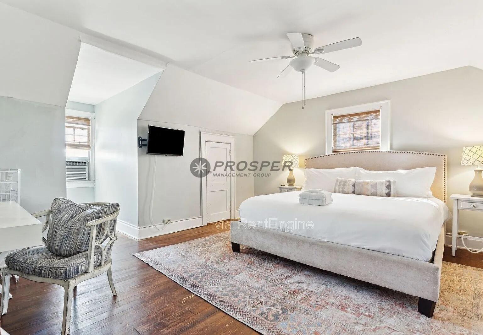 72 1/2 King Street