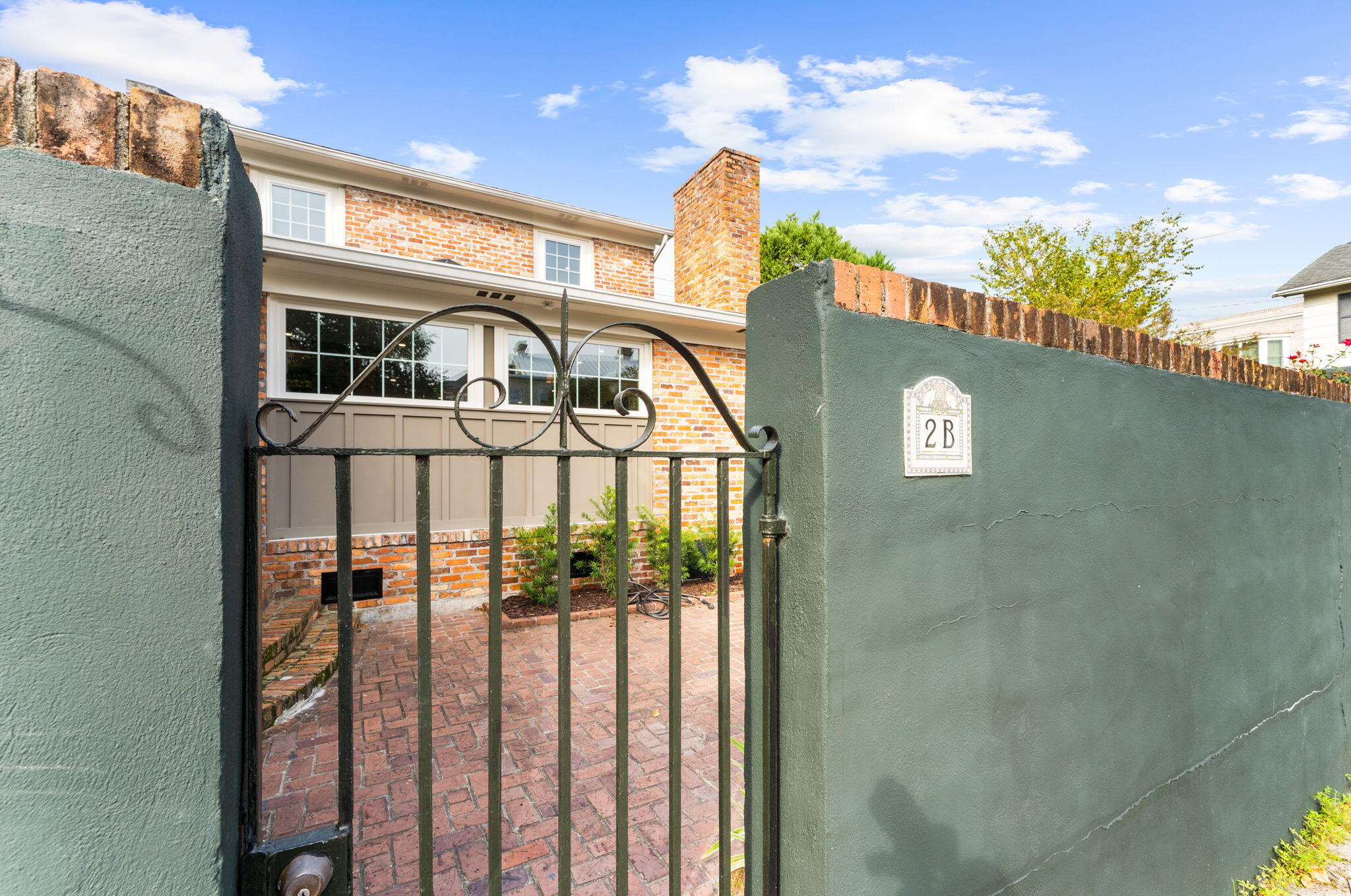2 Gadsden Street # B