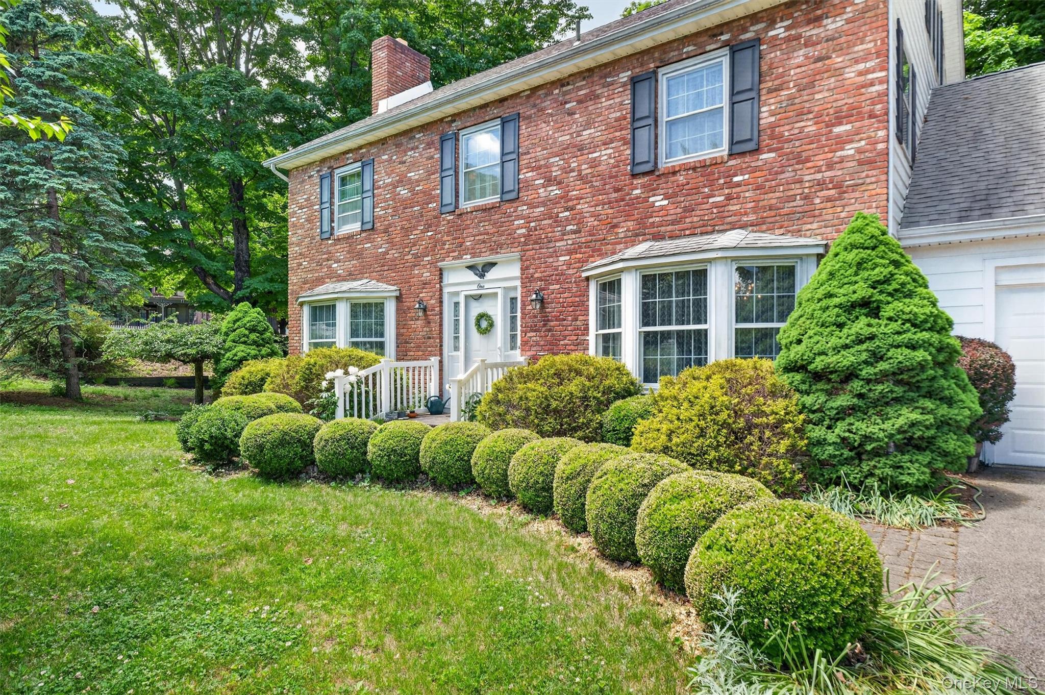 1 Taft Place