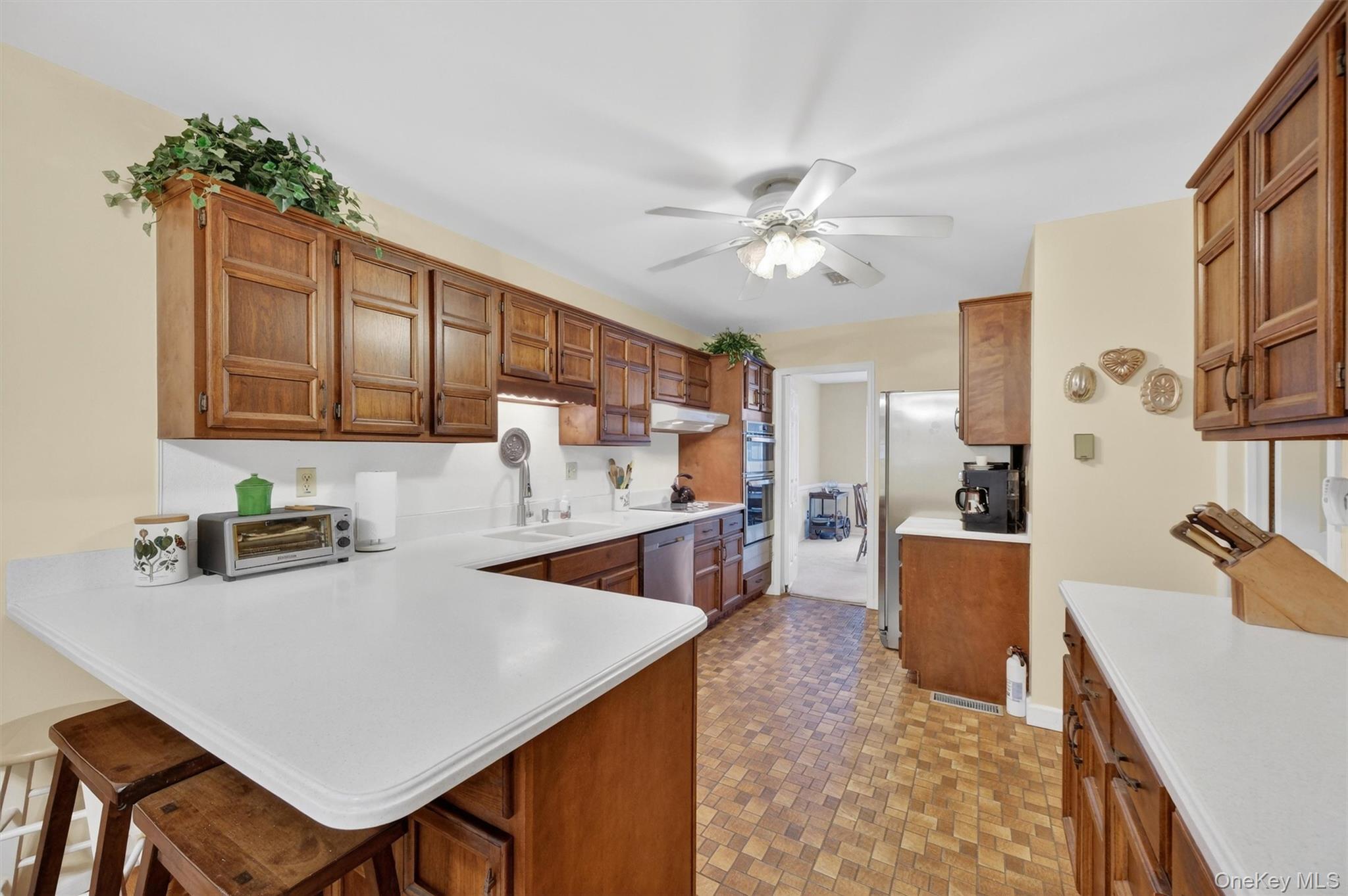 1 Taft Place
