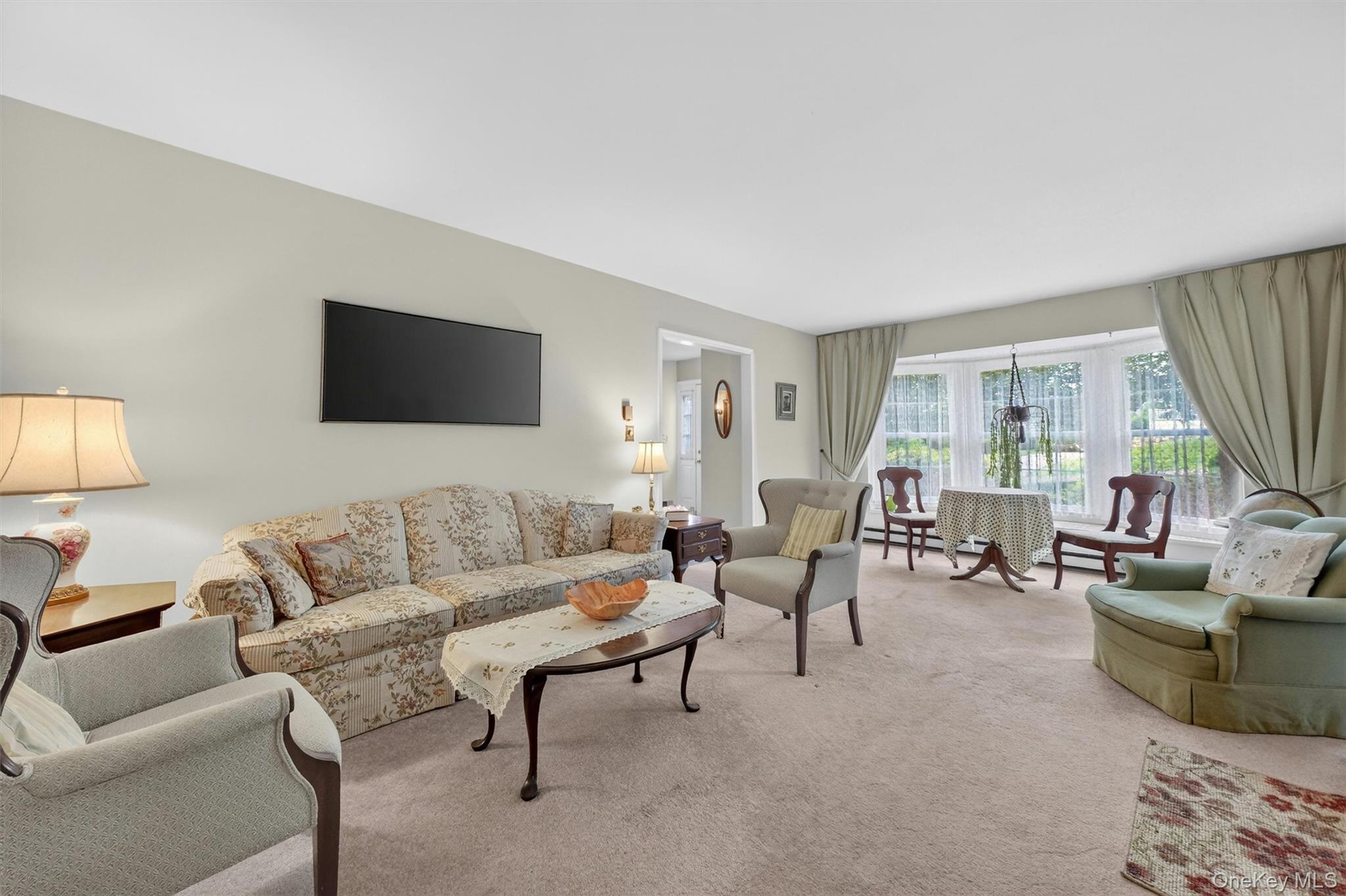 1 Taft Place