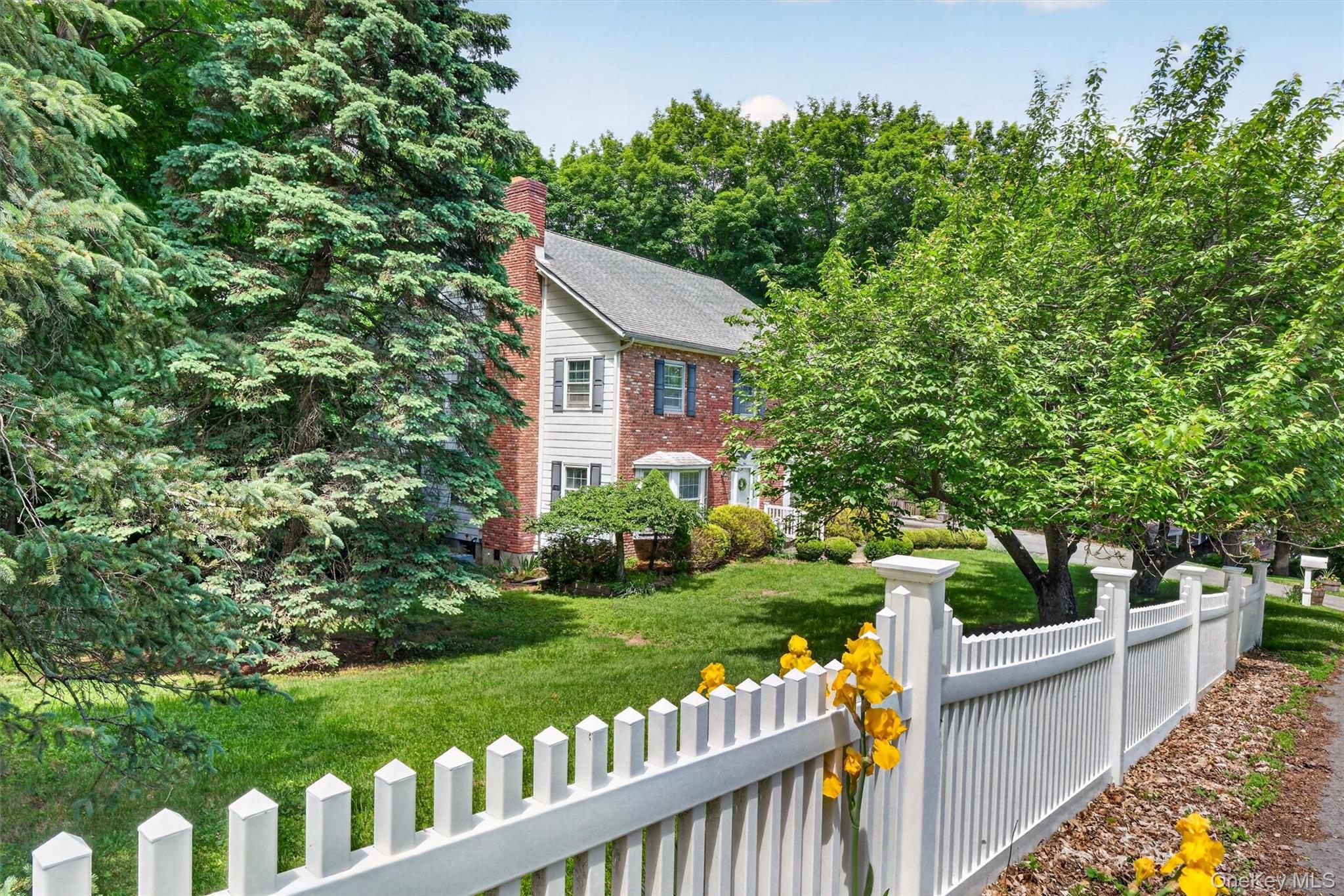 1 Taft Place