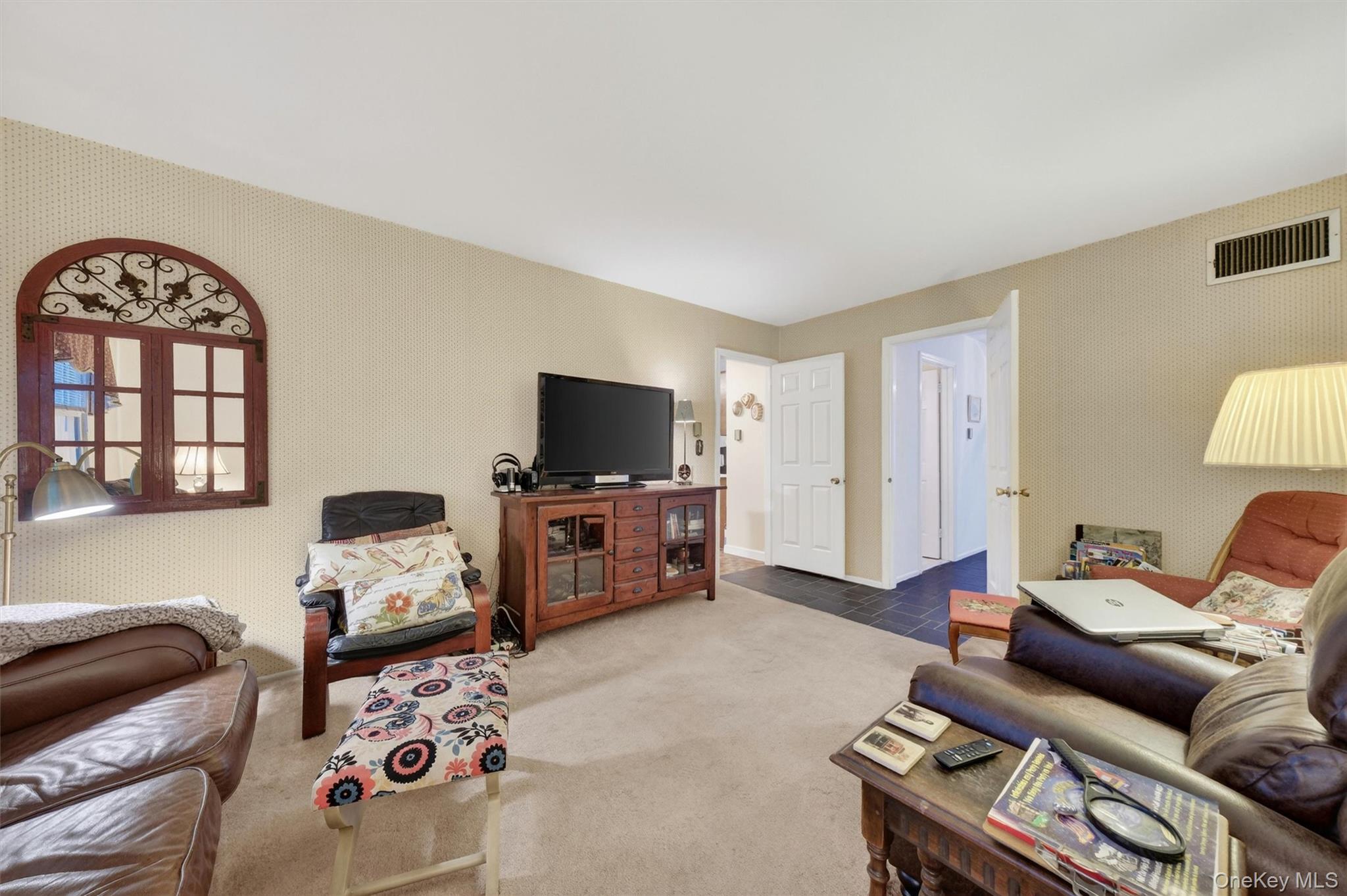 1 Taft Place