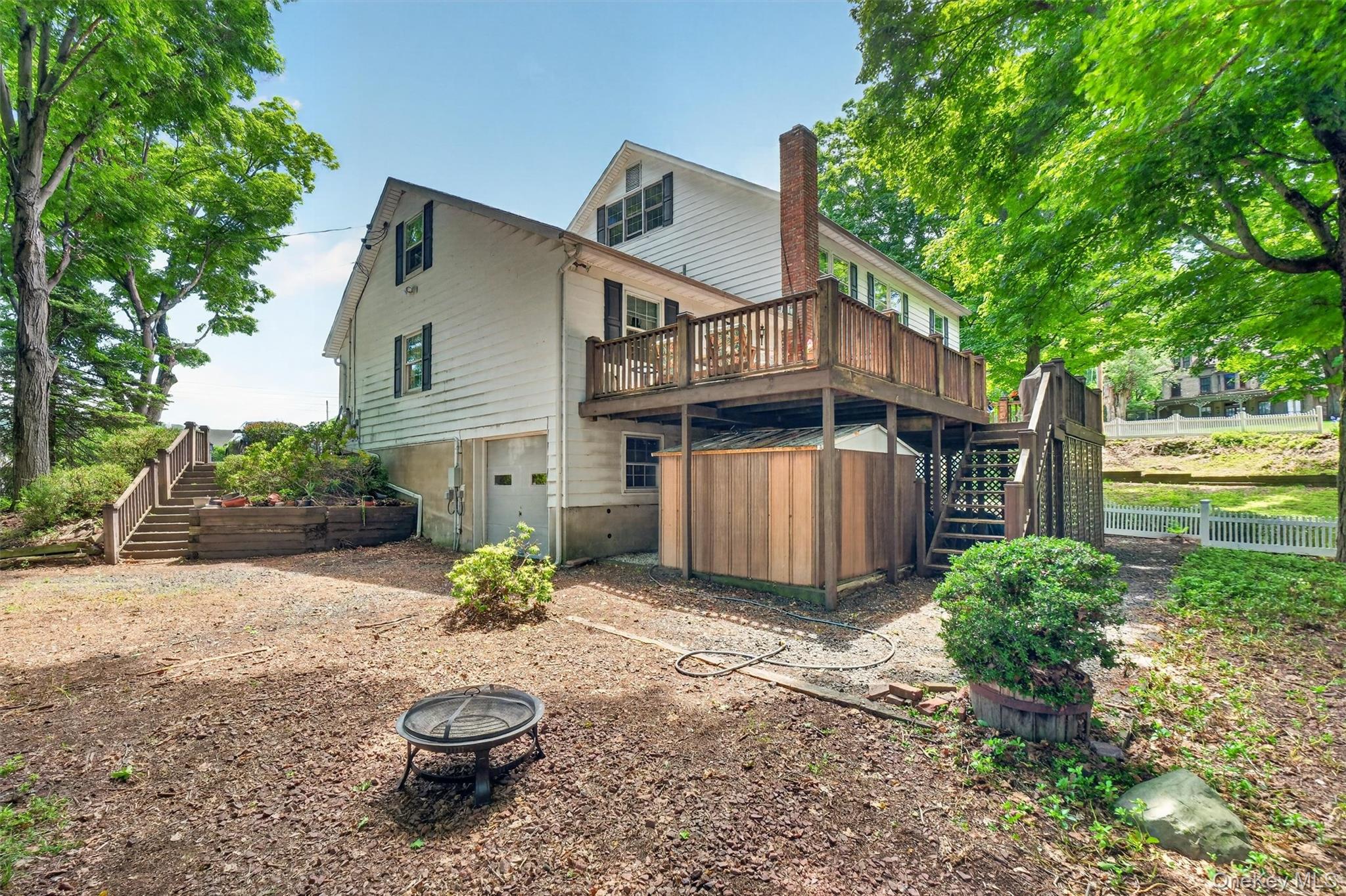 1 Taft Place