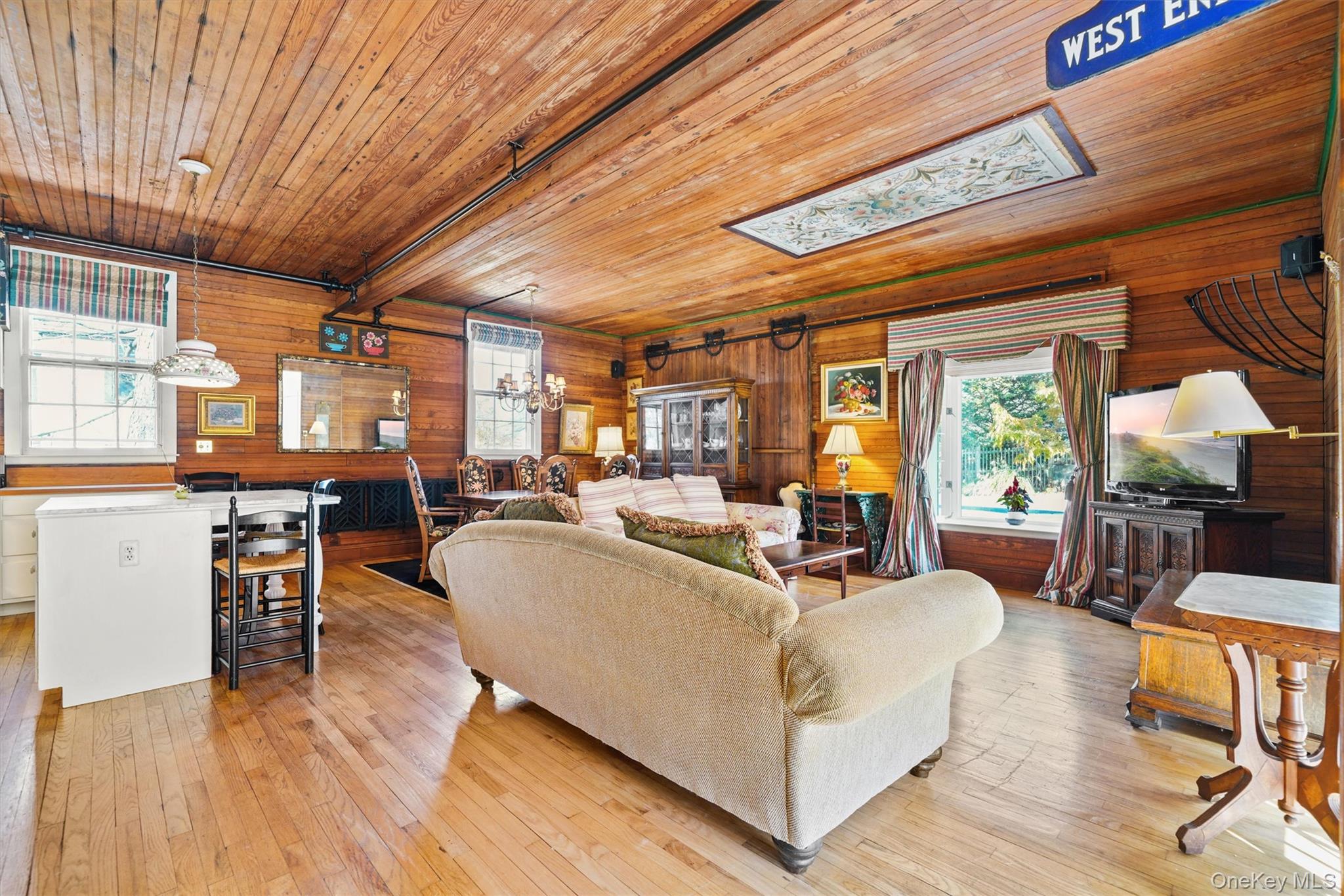 72 Clubhouse Road