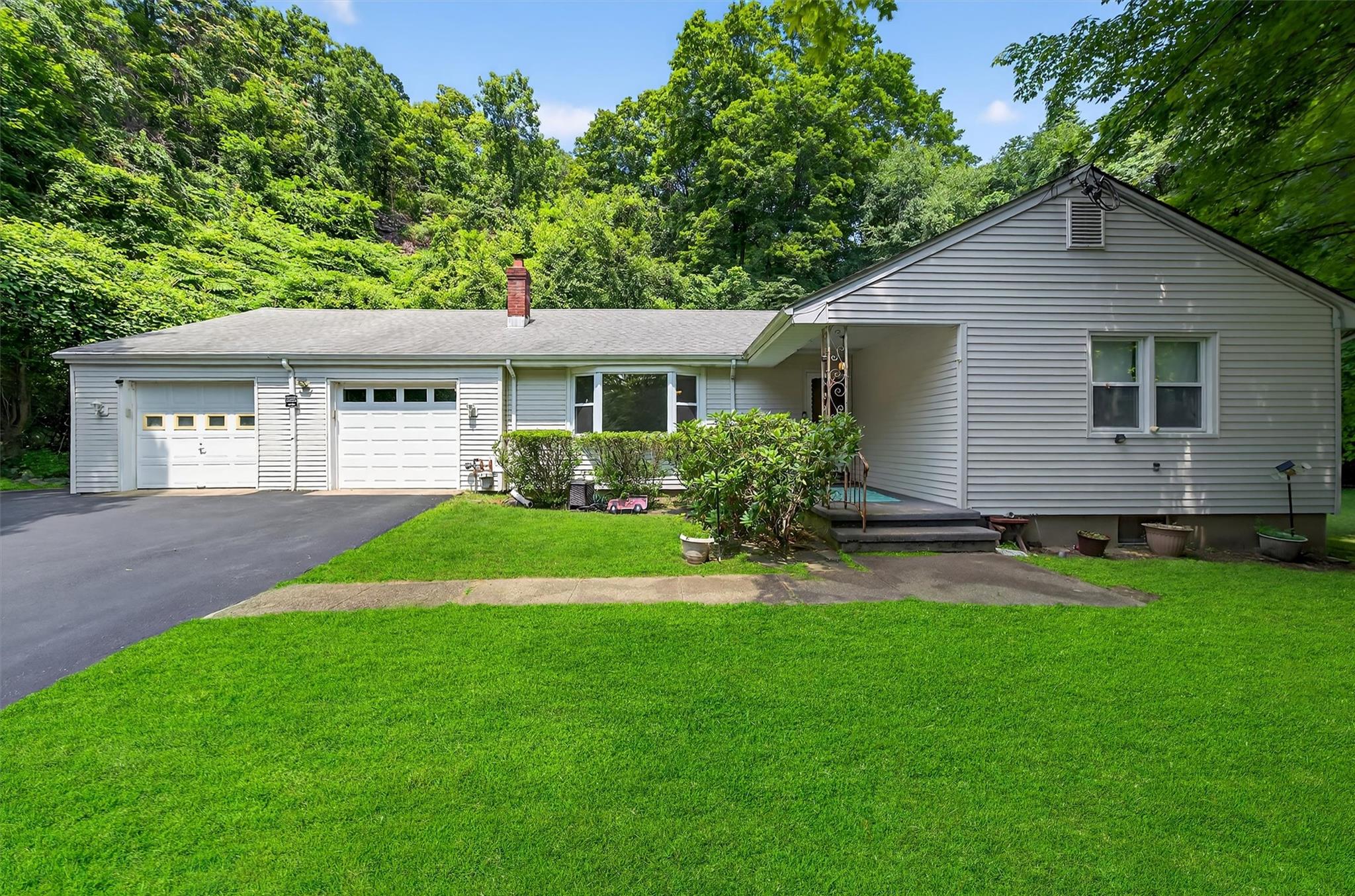 6 Oak Place