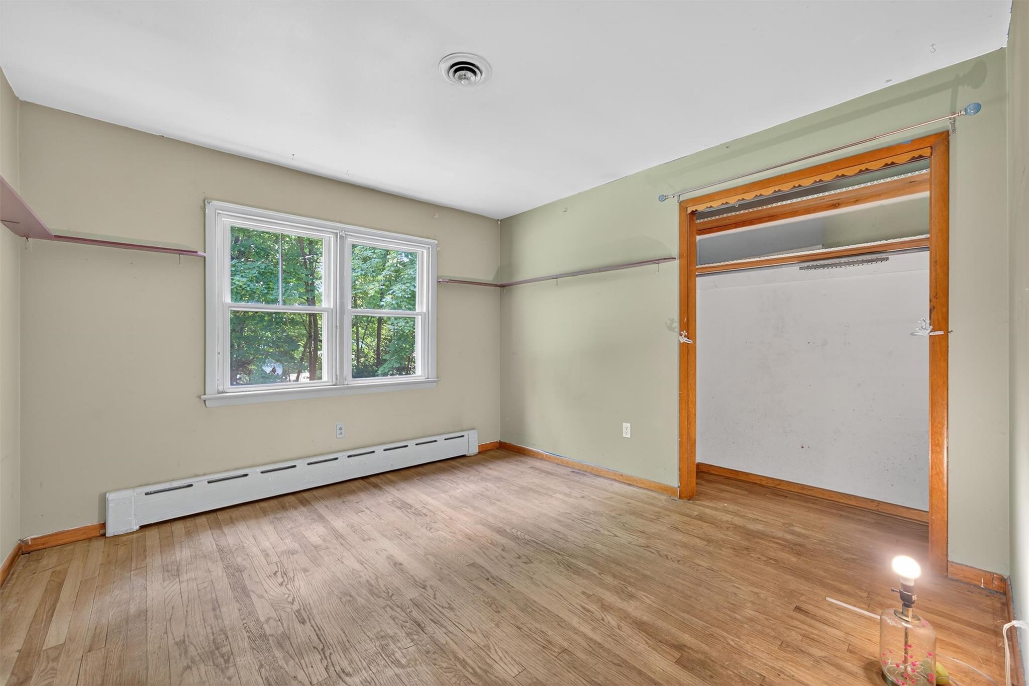 6 Oak Place