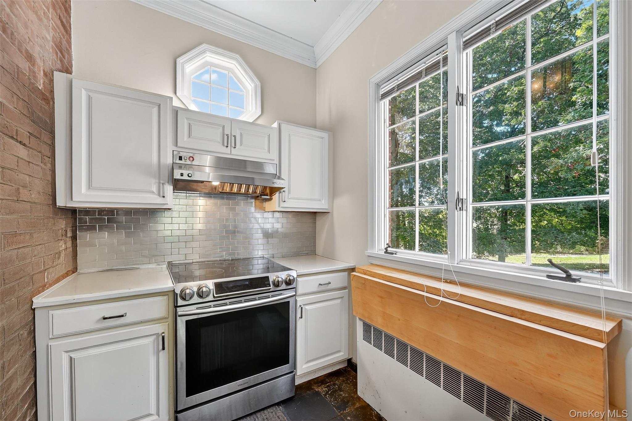 74 Tower Hill Loop E