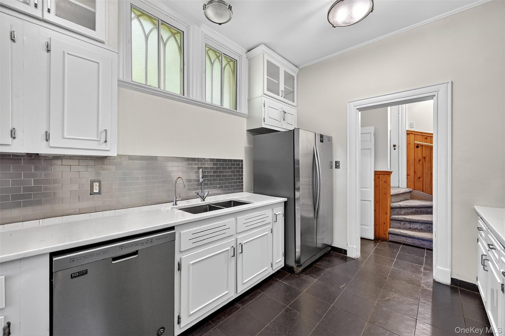 74 Tower Hill Loop E