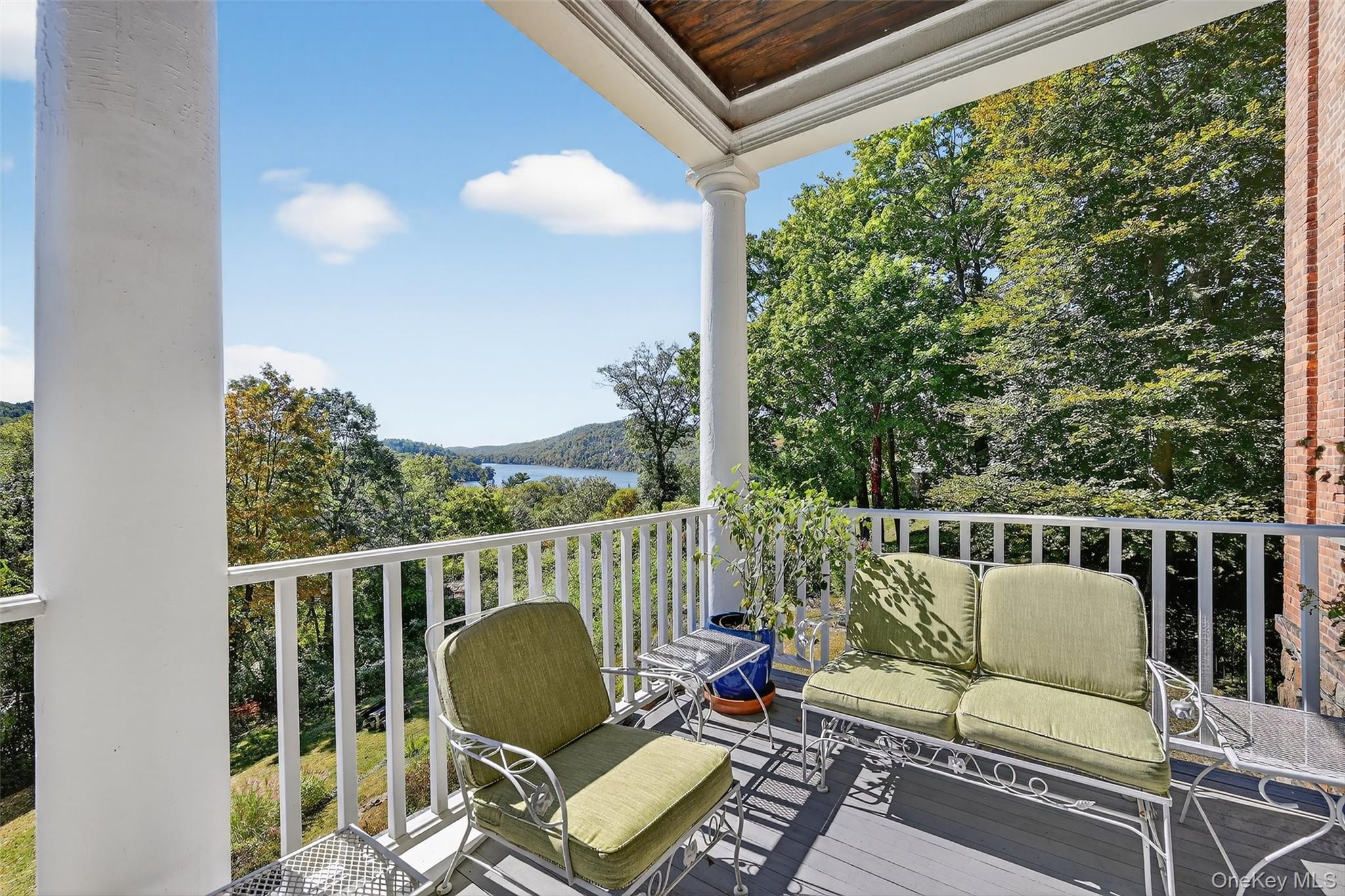 74 Tower Hill Loop E