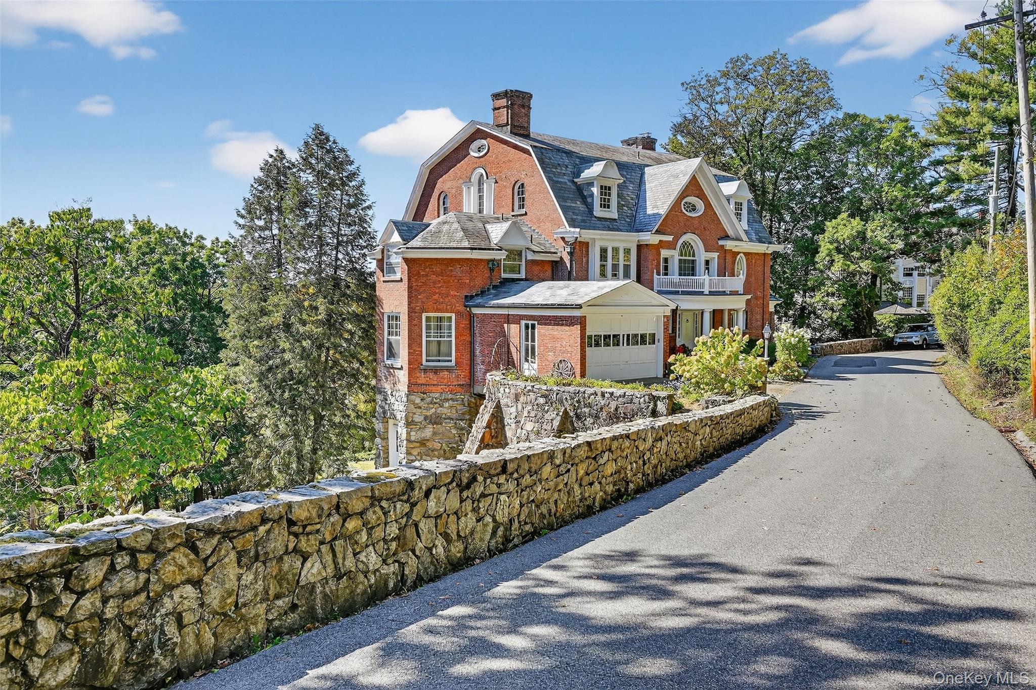 74 Tower Hill Loop E