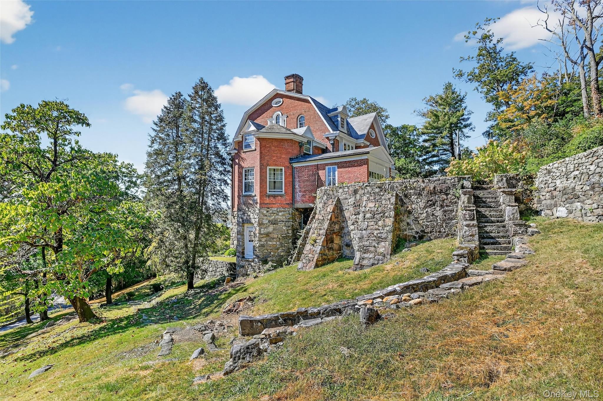 74 Tower Hill Loop E