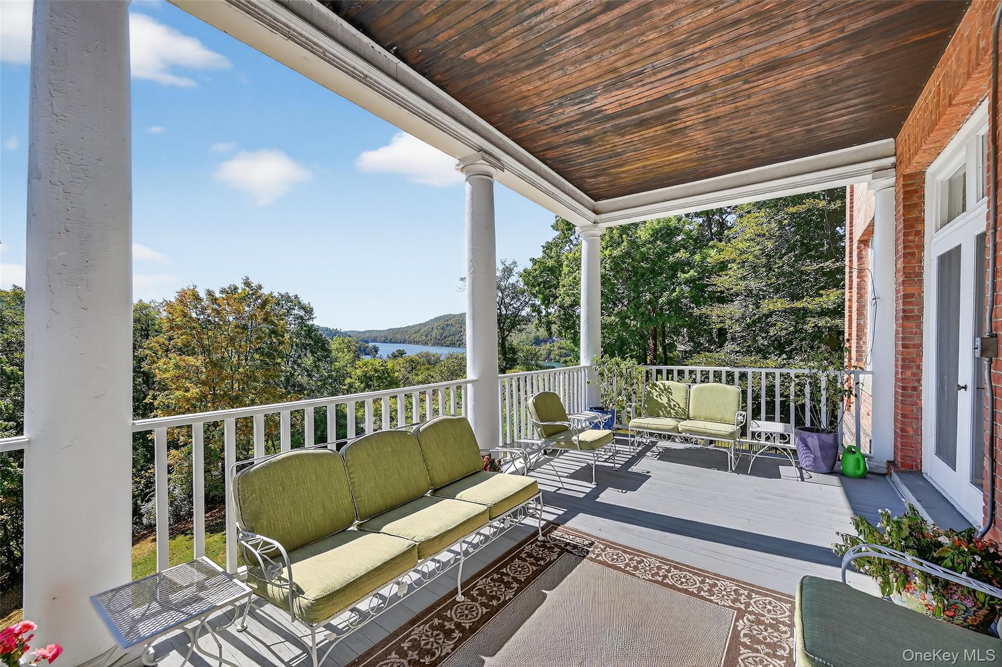 74 Tower Hill Loop E